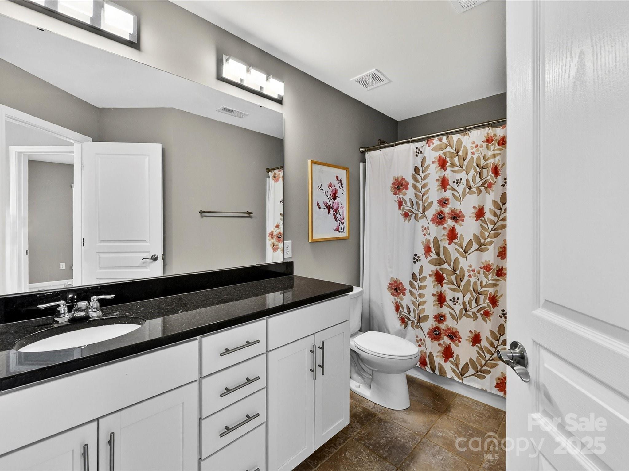 2568 Royal York Avenue