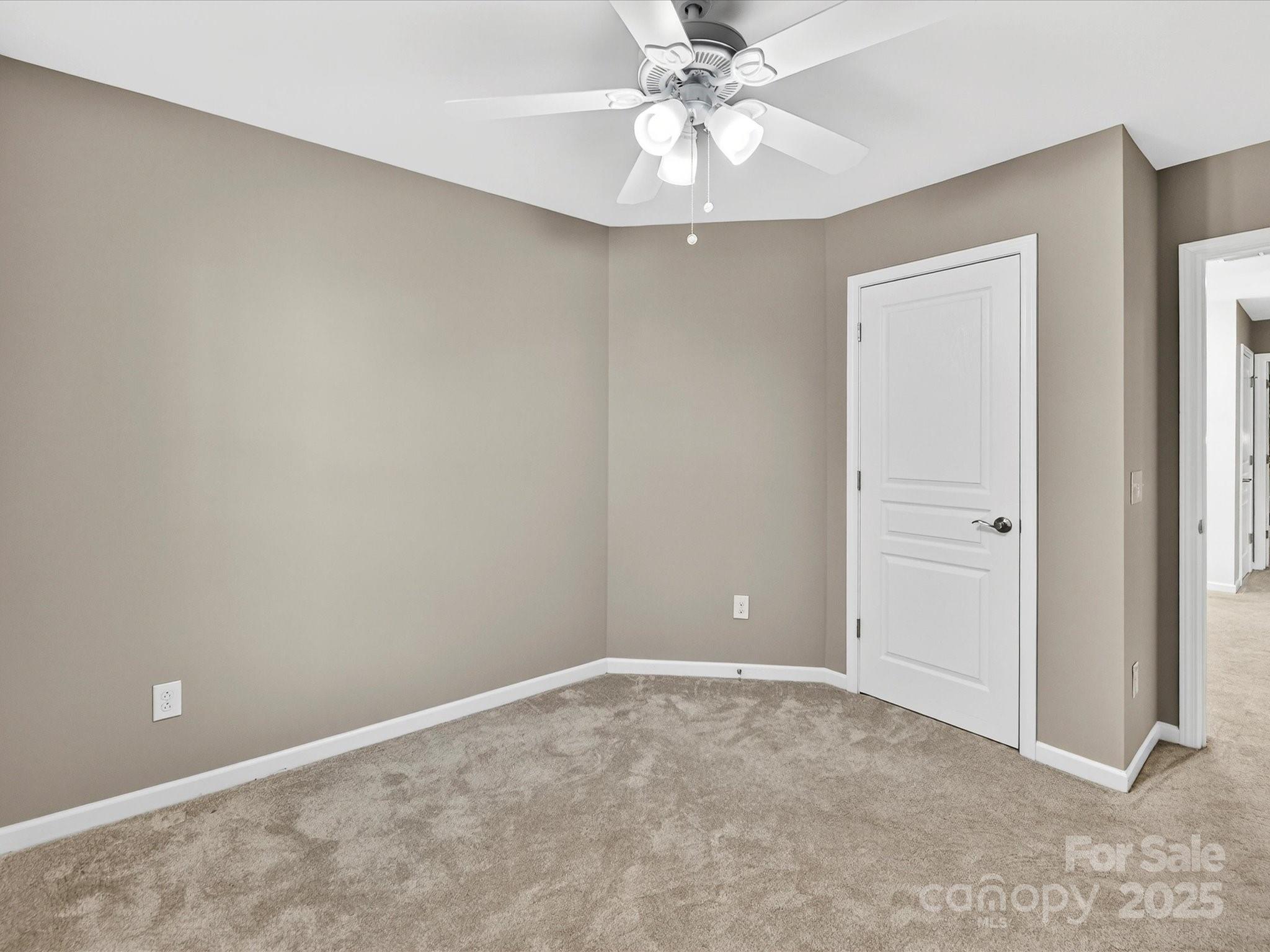 2568 Royal York Avenue