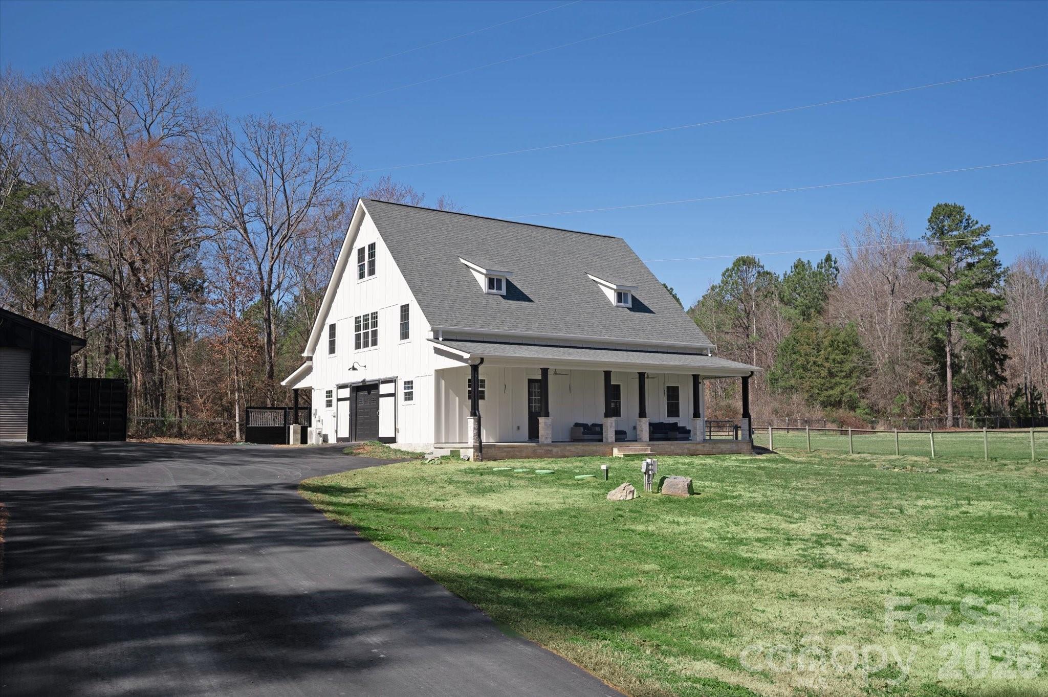 2221 Waxhaw Marvin Road