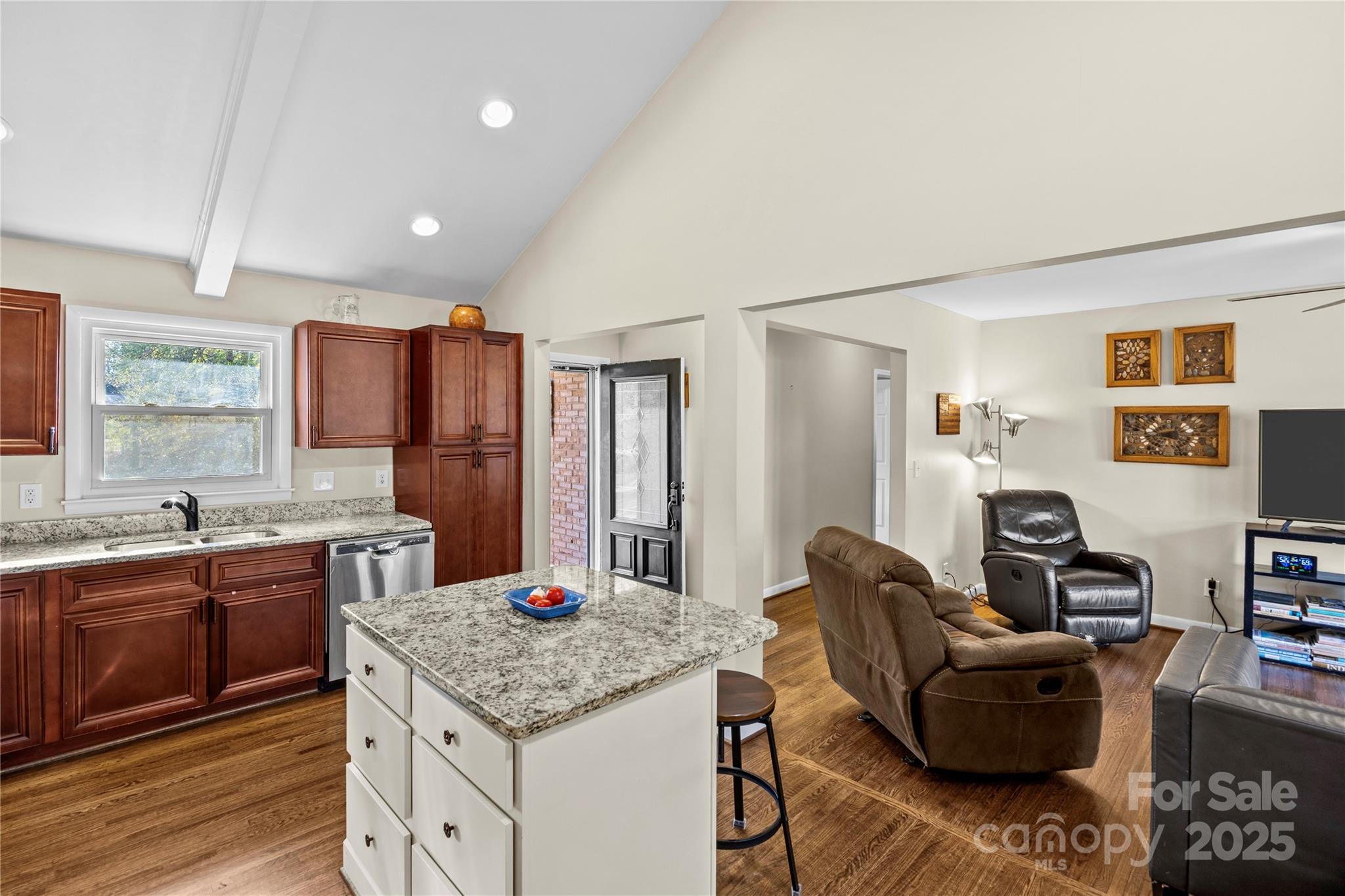 1419 Marlwood Circle