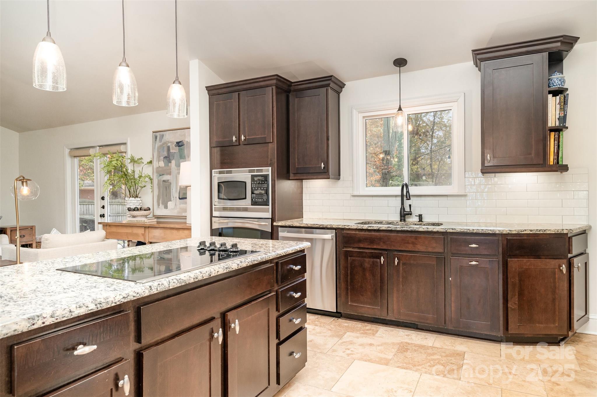 1018 Shady Bluff Drive