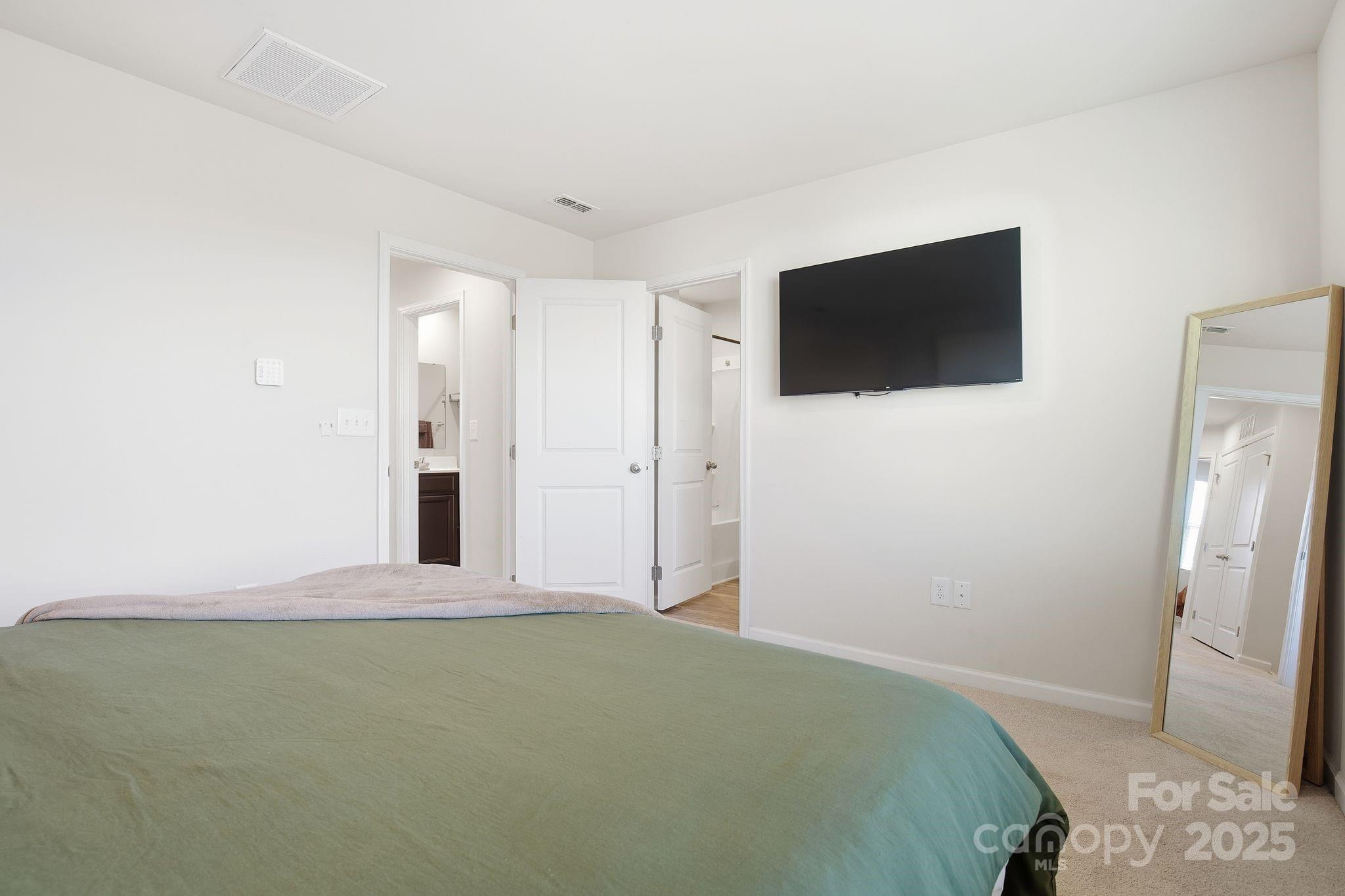 6101 Cutwater Circle