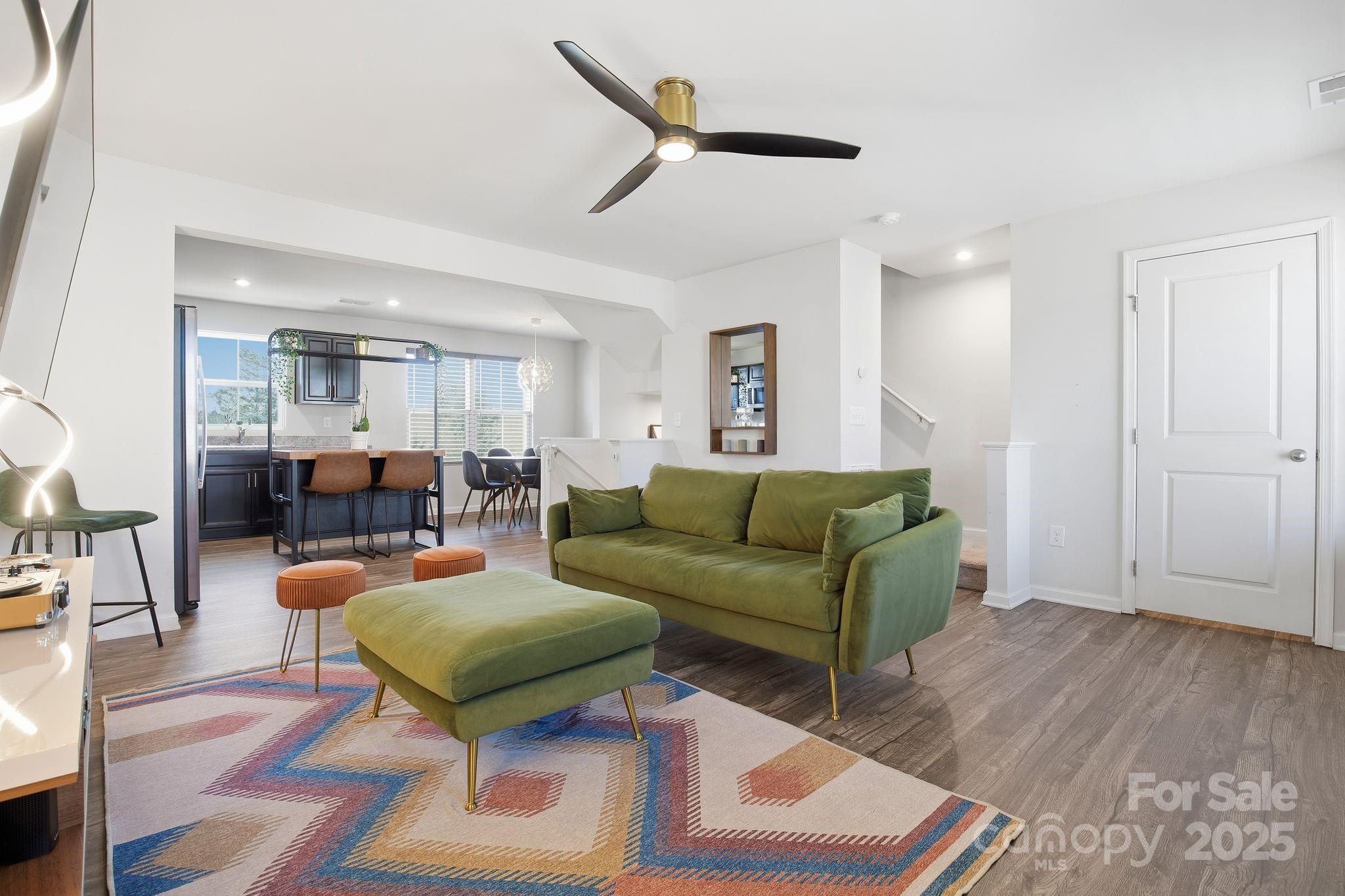 6101 Cutwater Circle