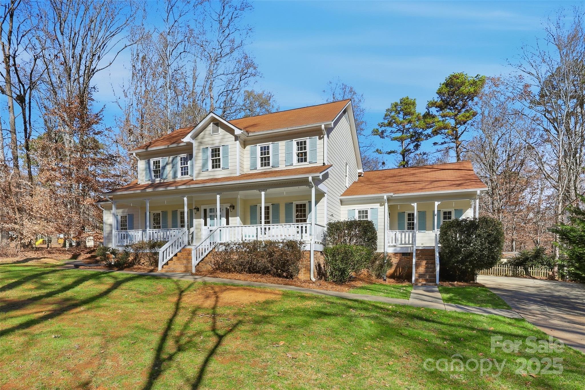 2123 Wedgewood Drive