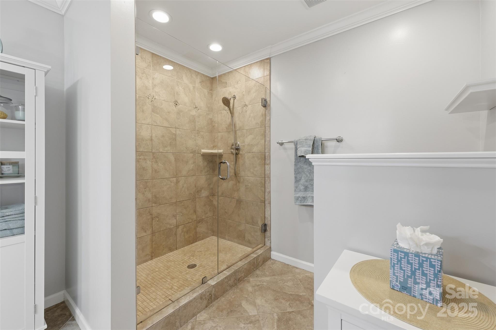 2123 Wedgewood Drive