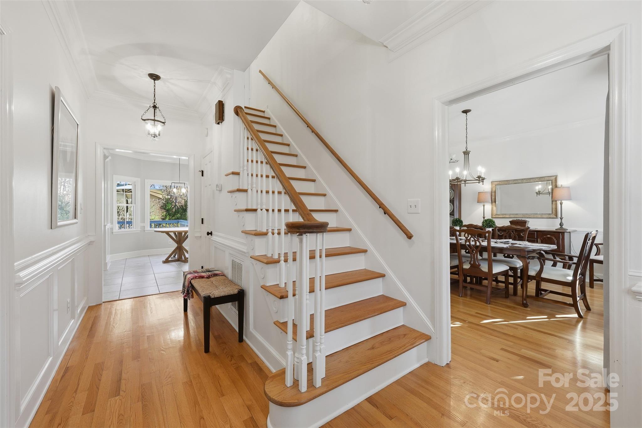 2123 Wedgewood Drive