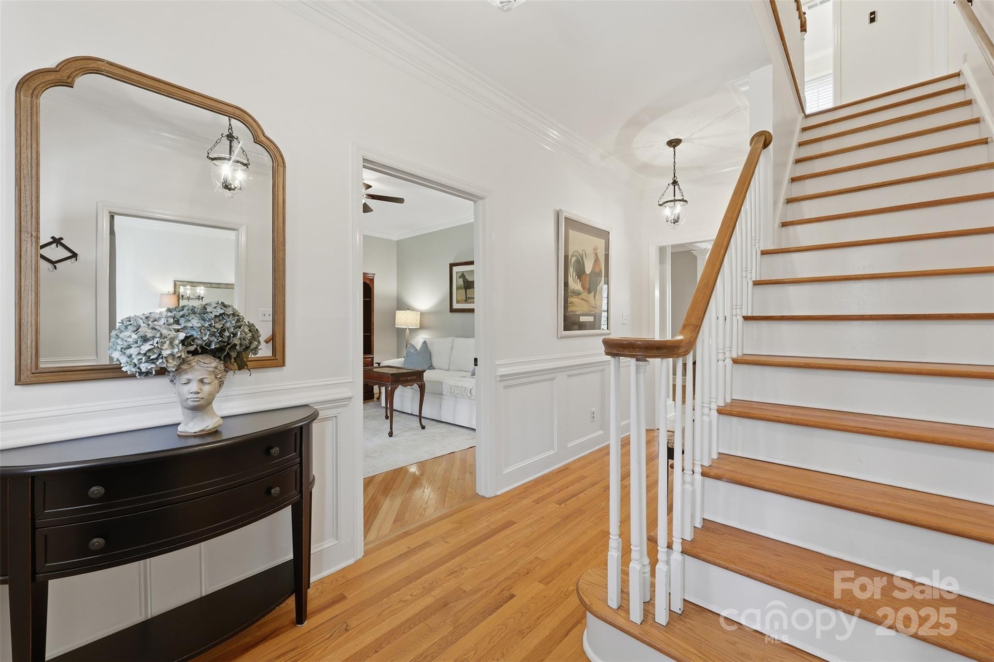 2123 Wedgewood Drive