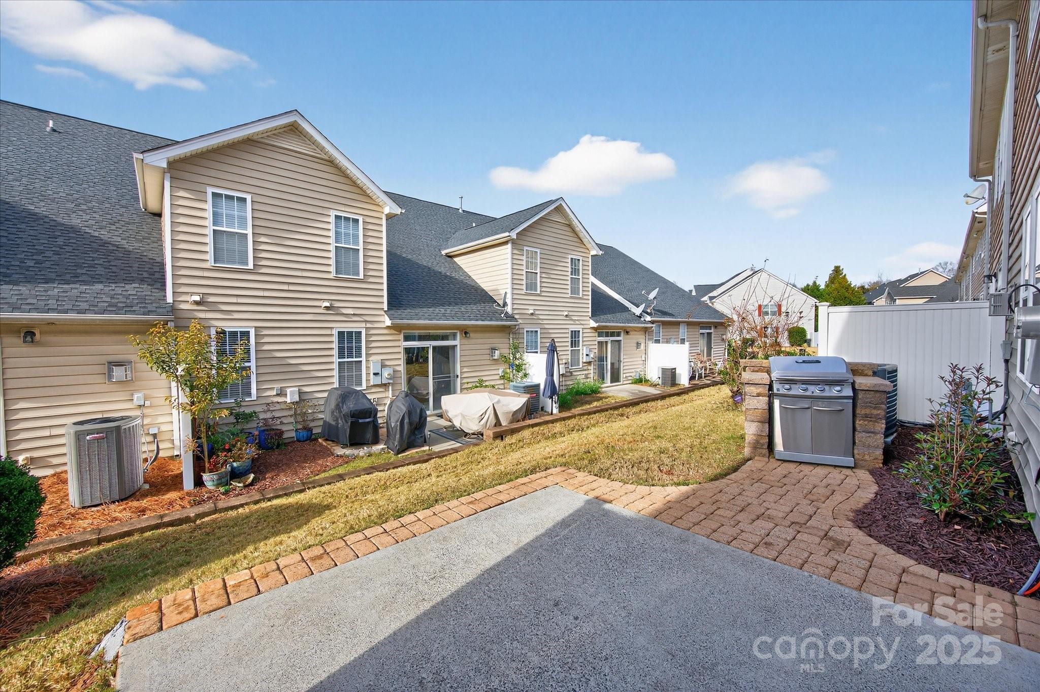 11008 Burnt Leather Lane