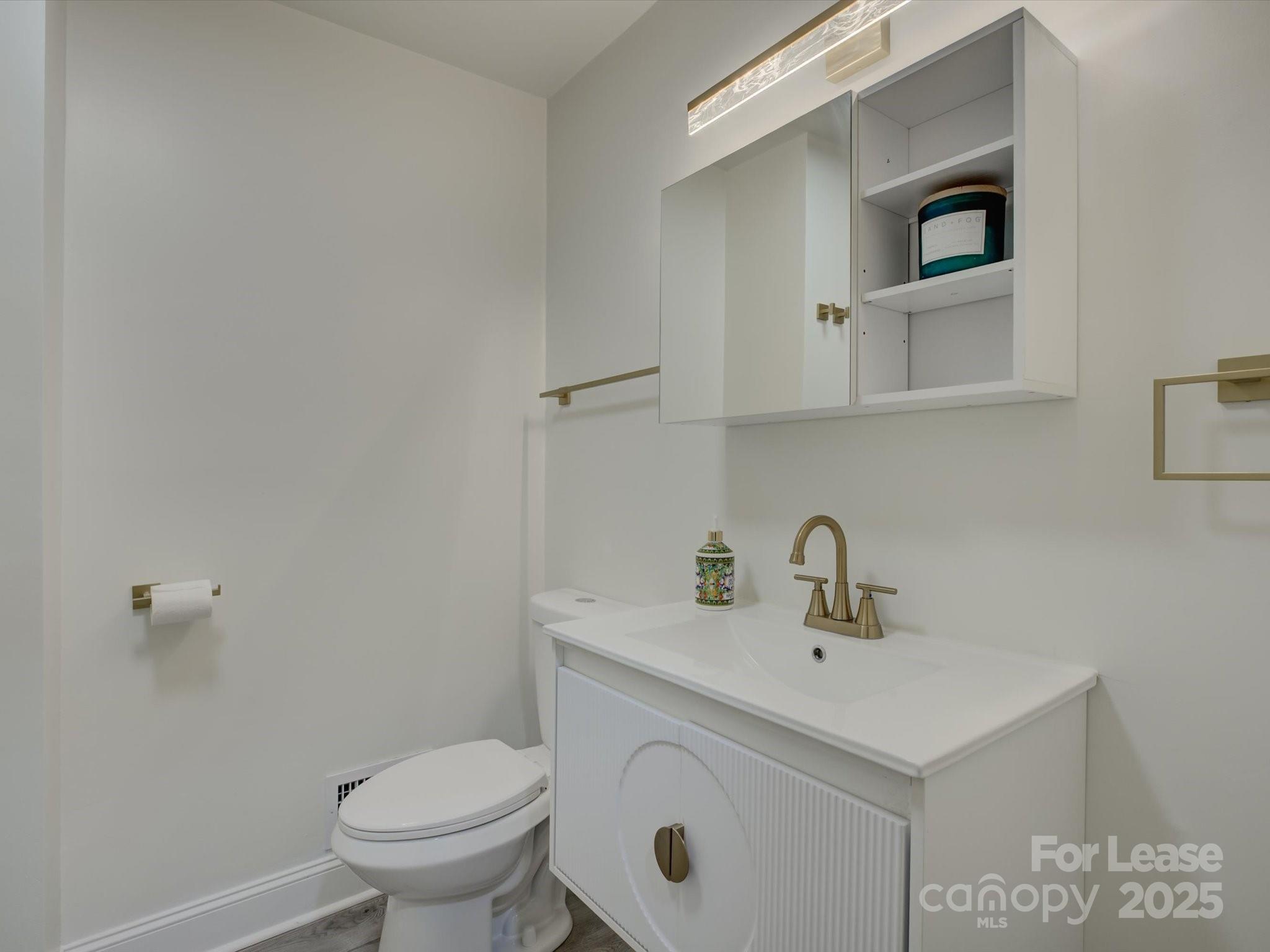 6219 Colchester Place