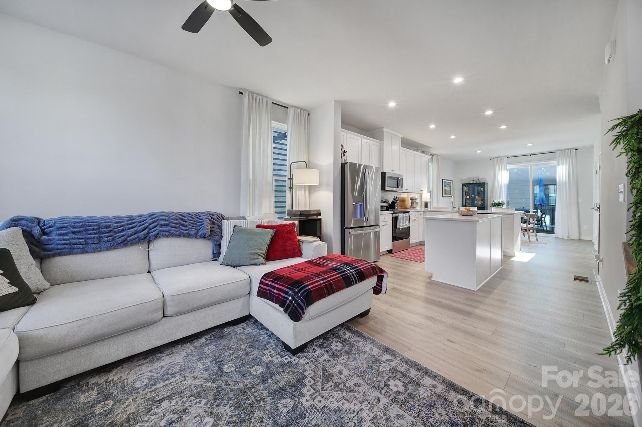 6120 Station Crossing Avenue