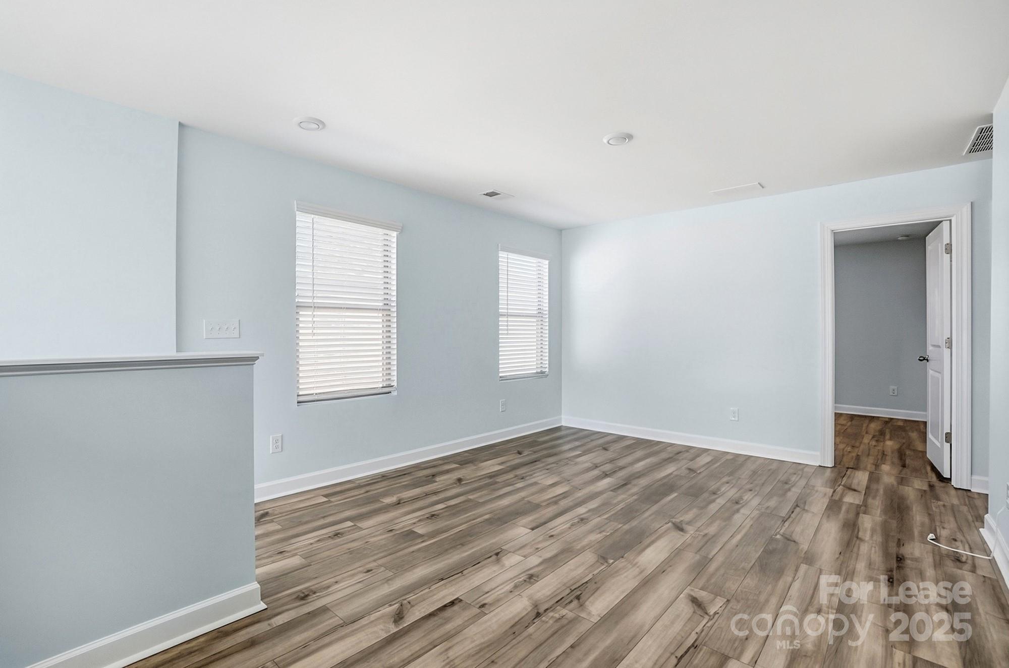 3909 Woodland View Drive