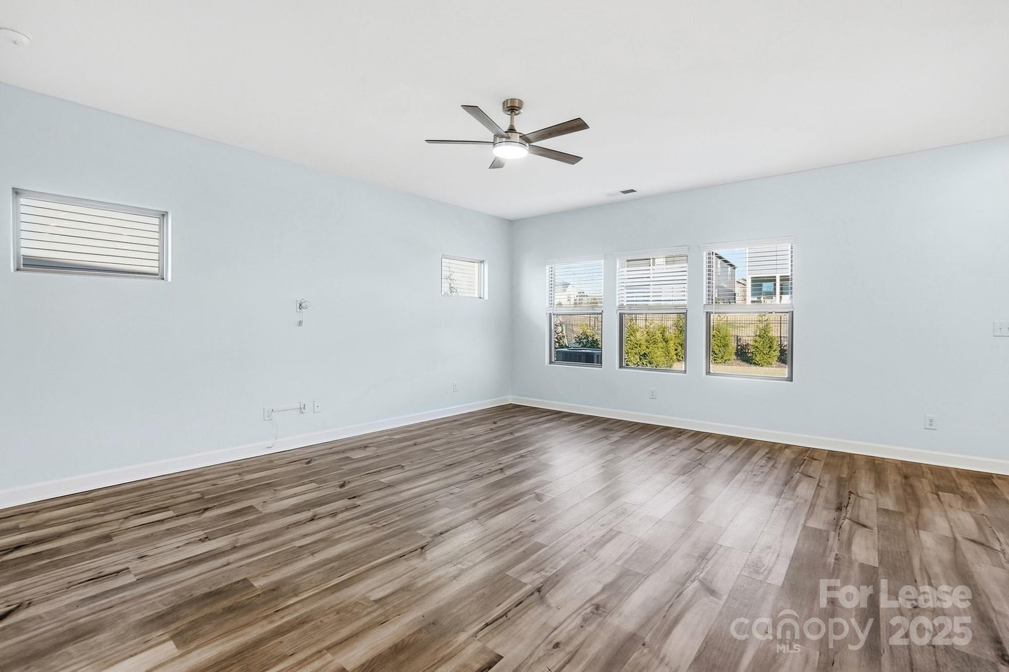 3909 Woodland View Drive