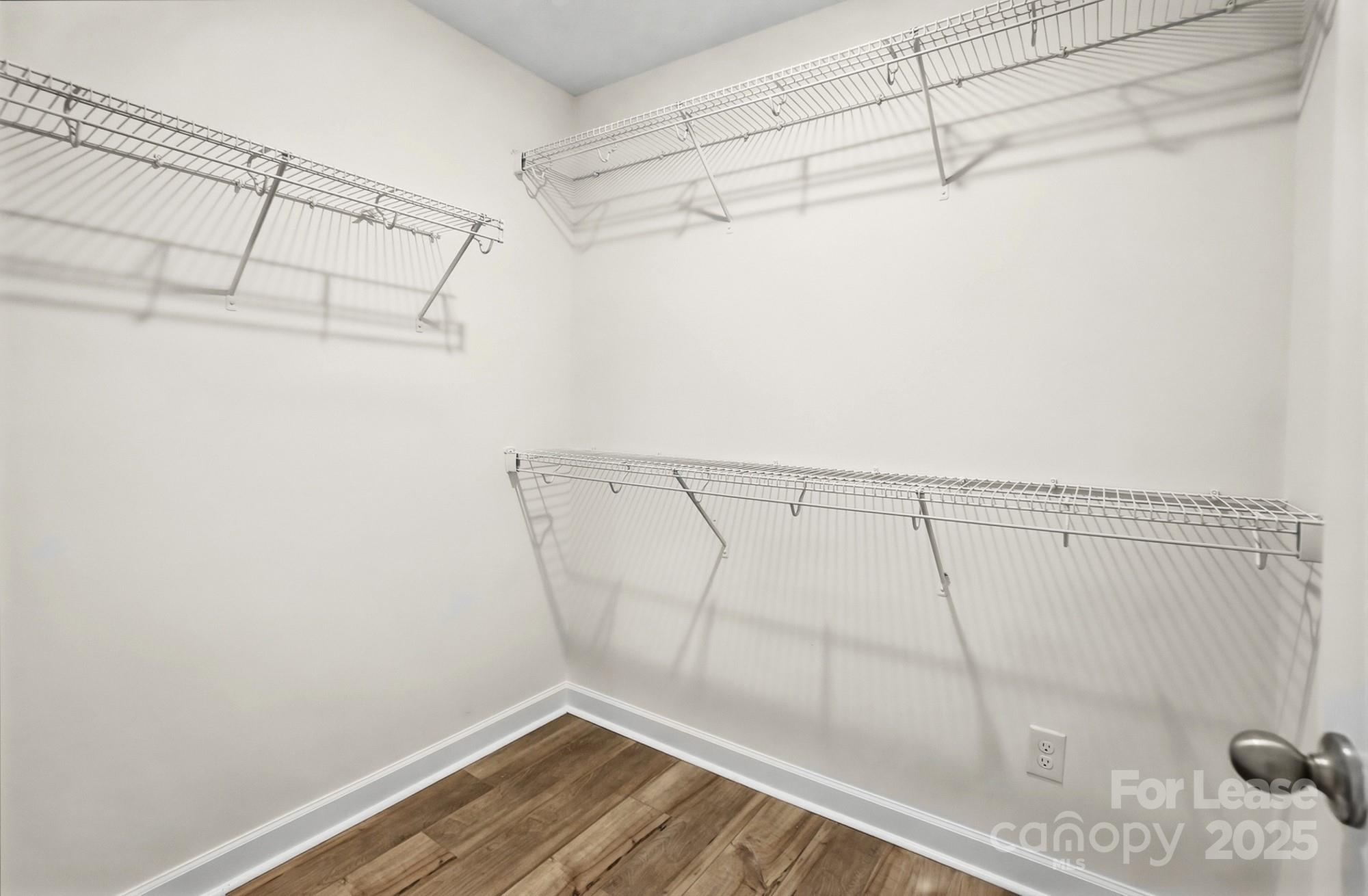 3909 Woodland View Drive