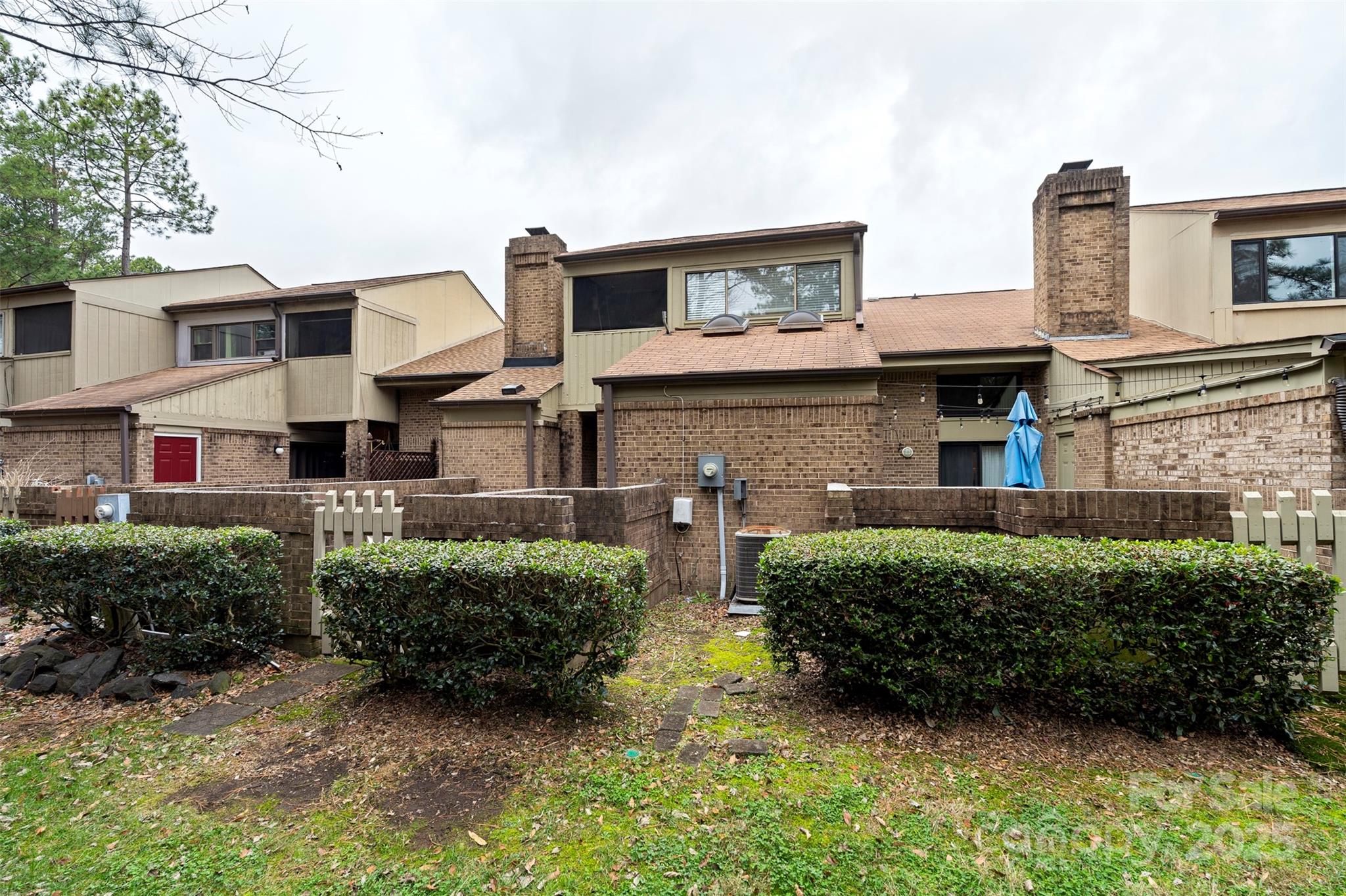 8039 Charter Oak Lane