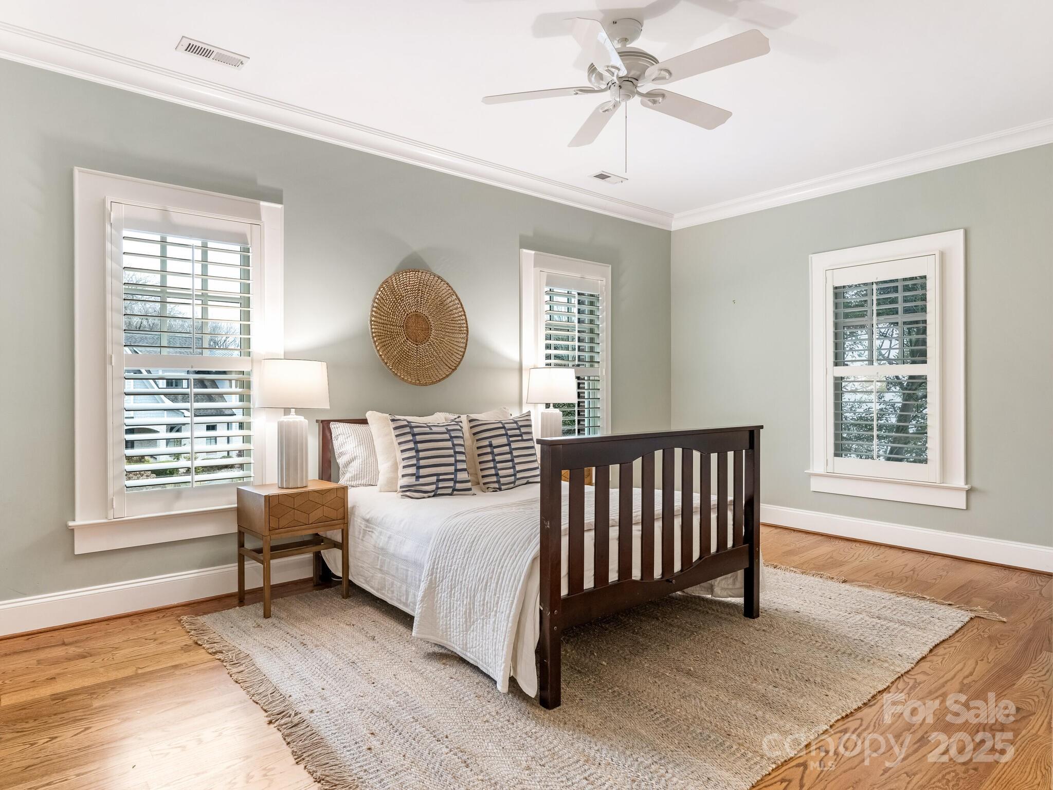 528 Meadowbrook Road