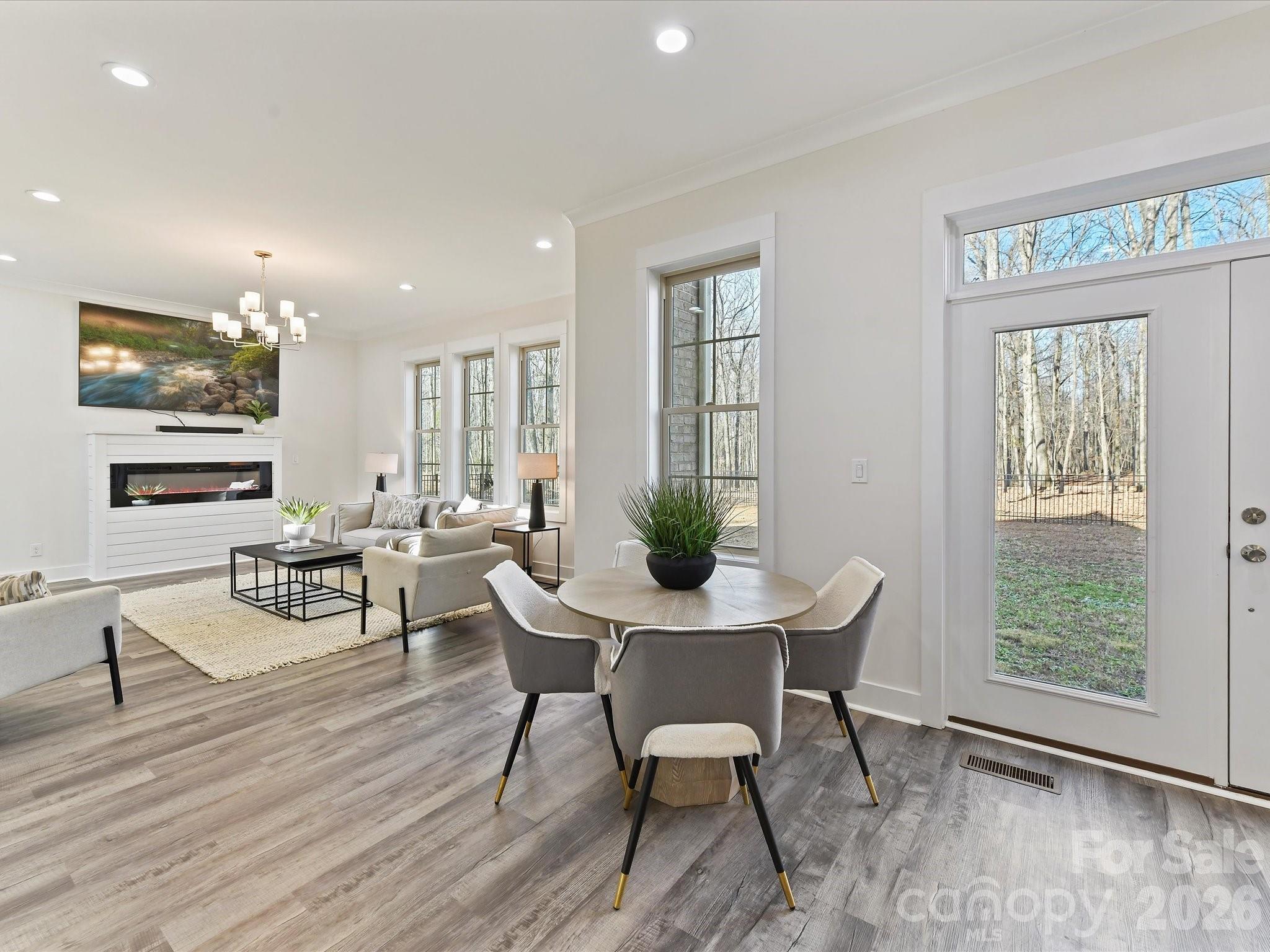 1409 BLOOMSBERRY Lane