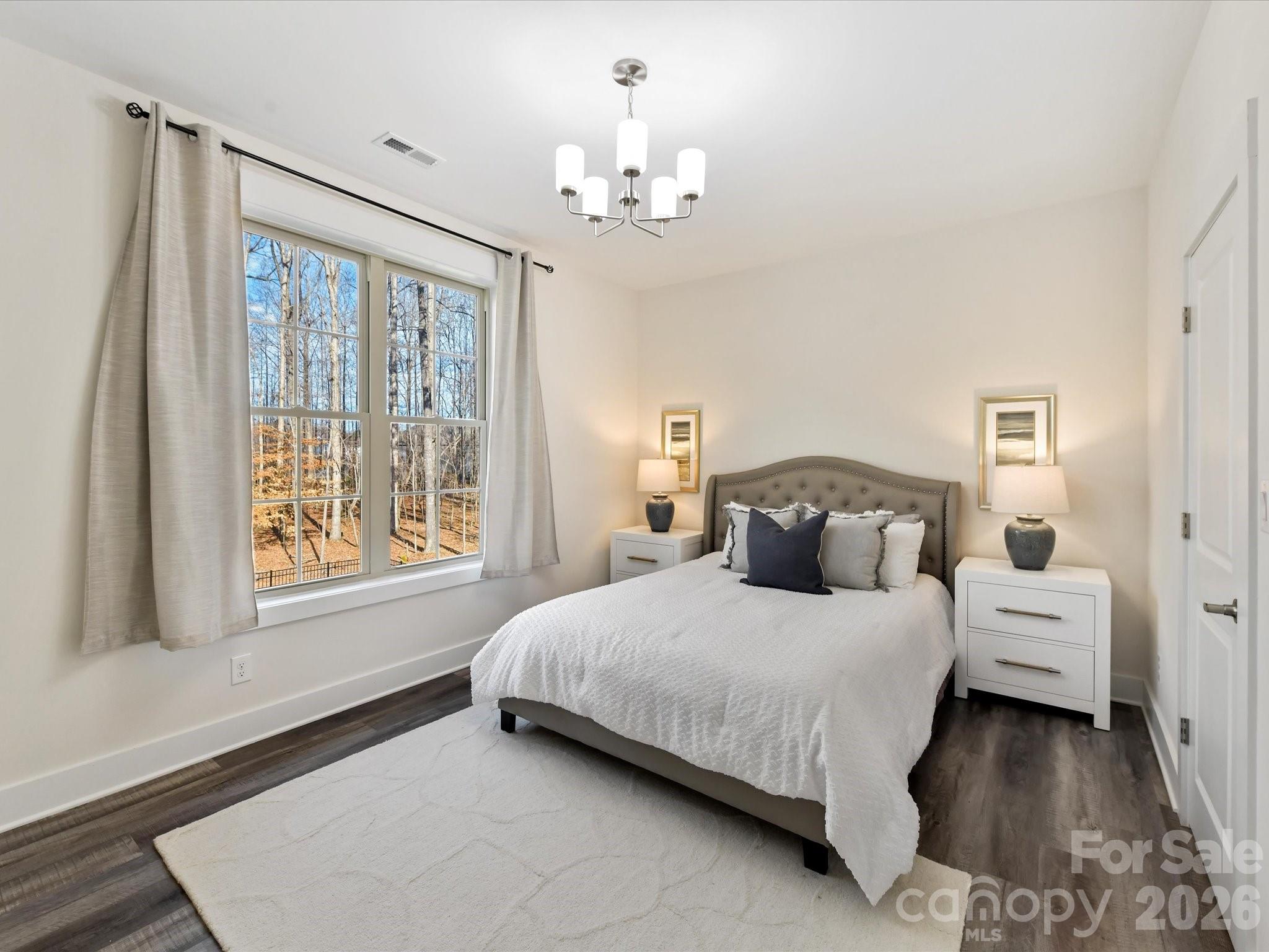 1409 BLOOMSBERRY Lane