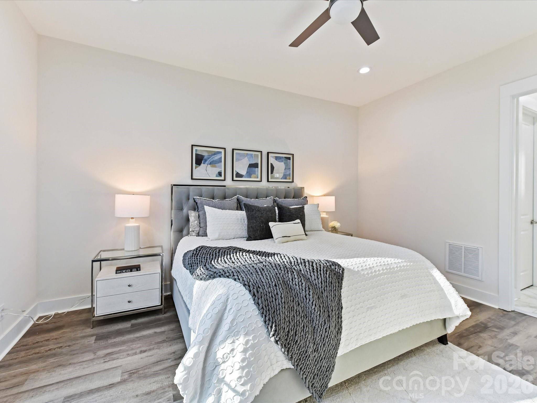 1409 BLOOMSBERRY Lane