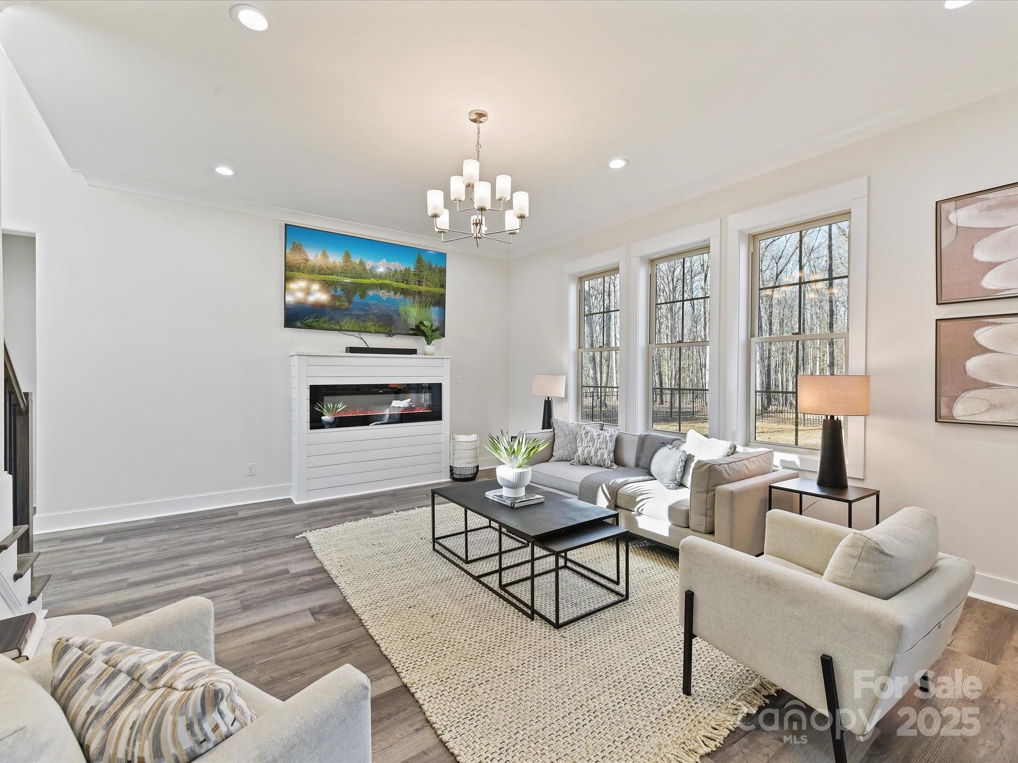 1409 BLOOMSBERRY Lane