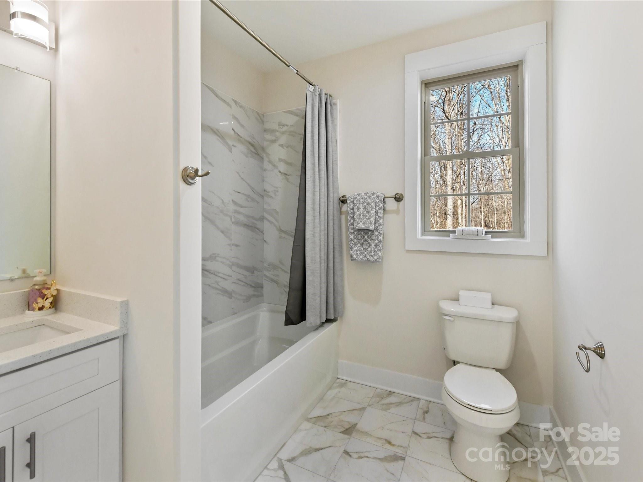 1409 BLOOMSBERRY Lane