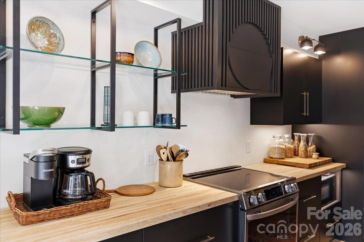 5801 Sharon Road Unit: J