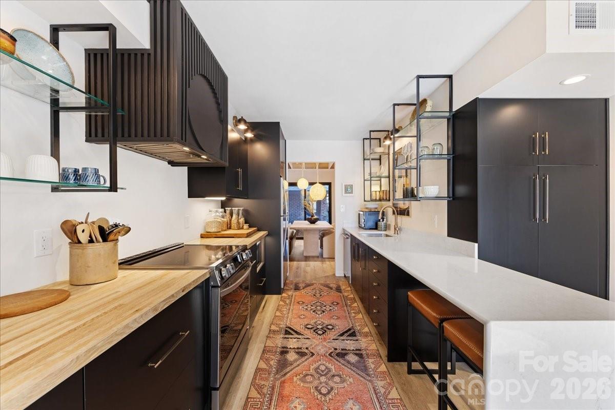 5801 Sharon Road Unit: J