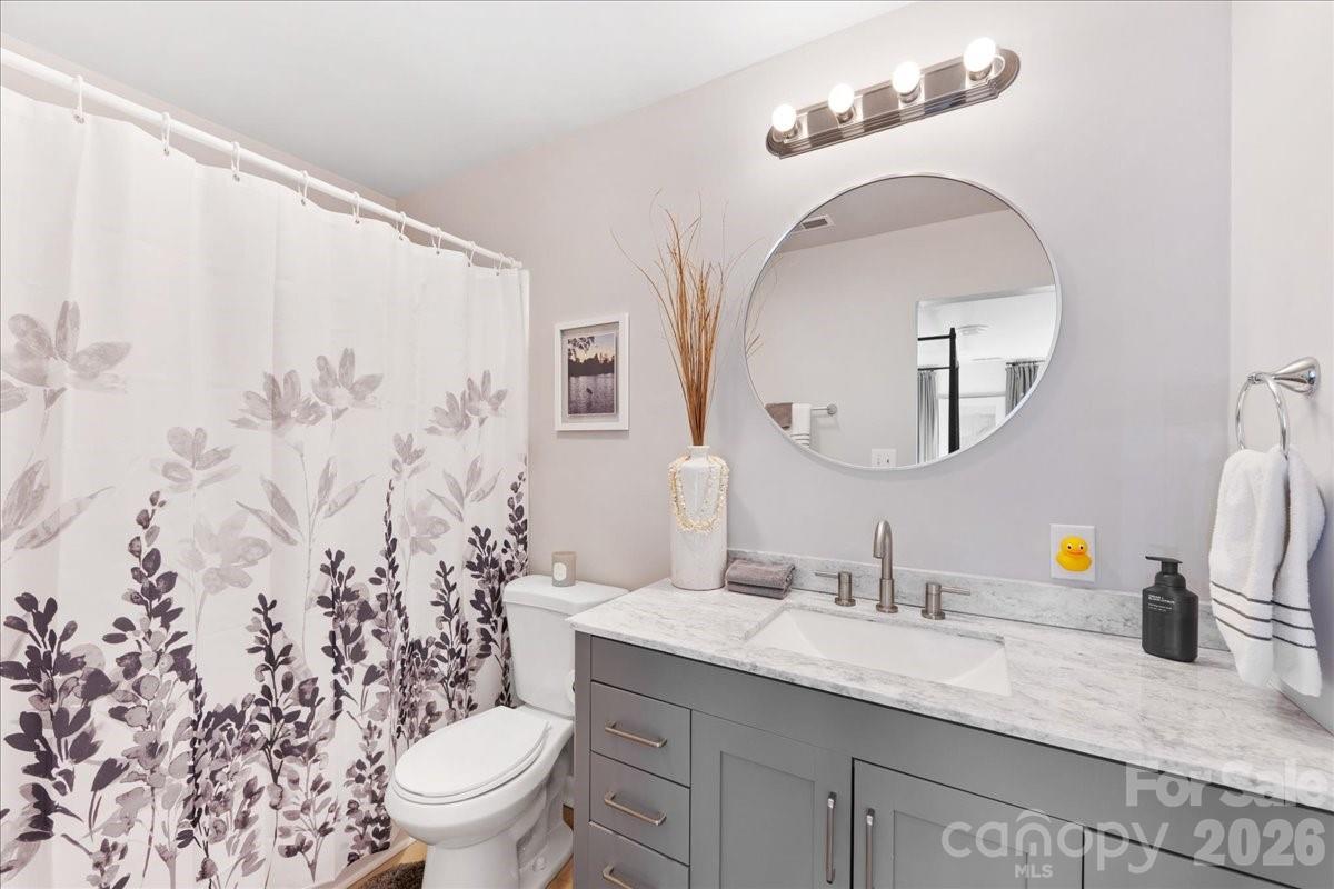 5801 Sharon Road Unit: J