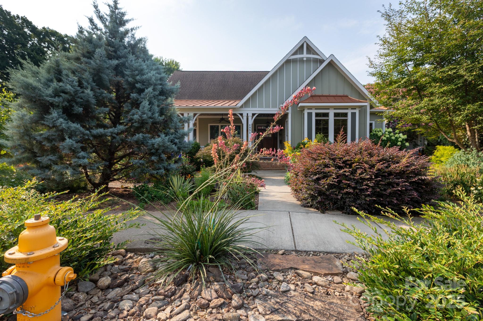 2852 Attaberry Drive