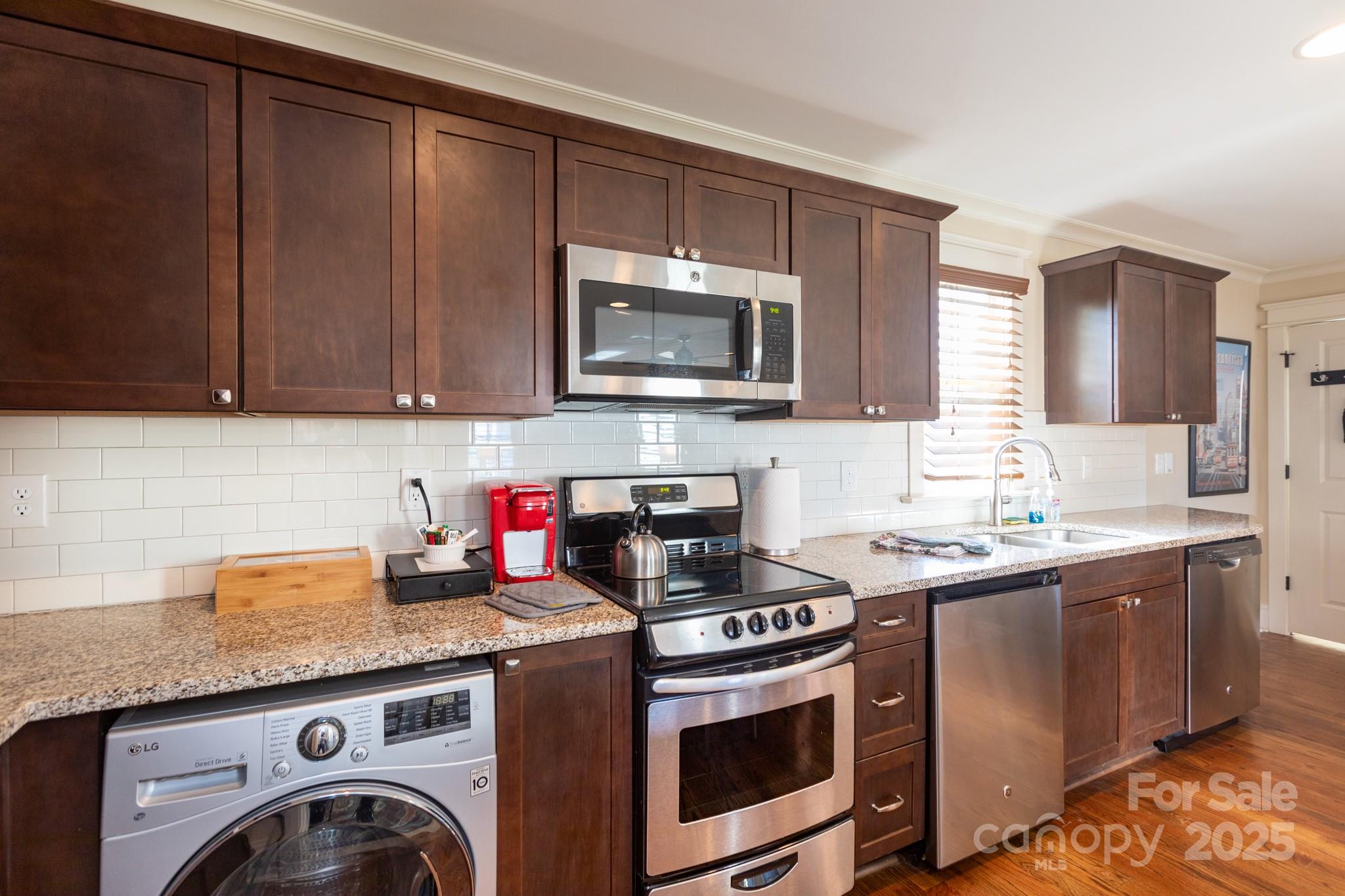 2852 Attaberry Drive