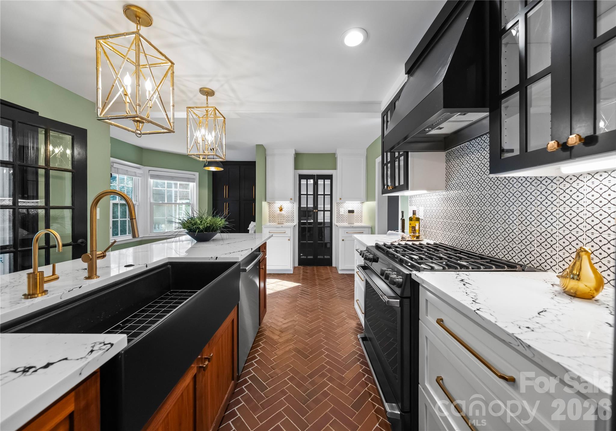 112 Sardis View Road