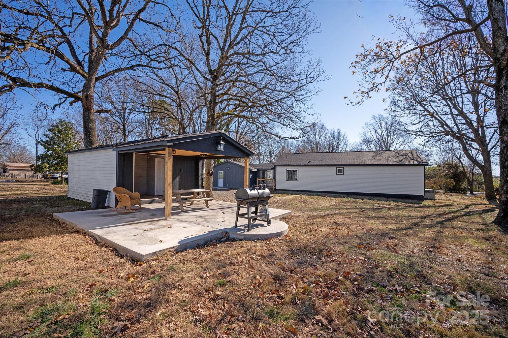 1117 Jug Broome Road