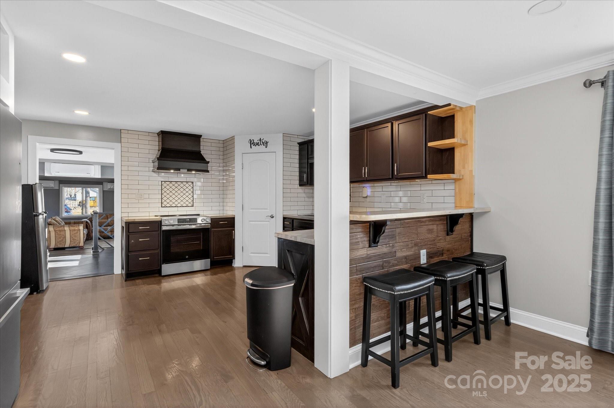 1117 Jug Broome Road