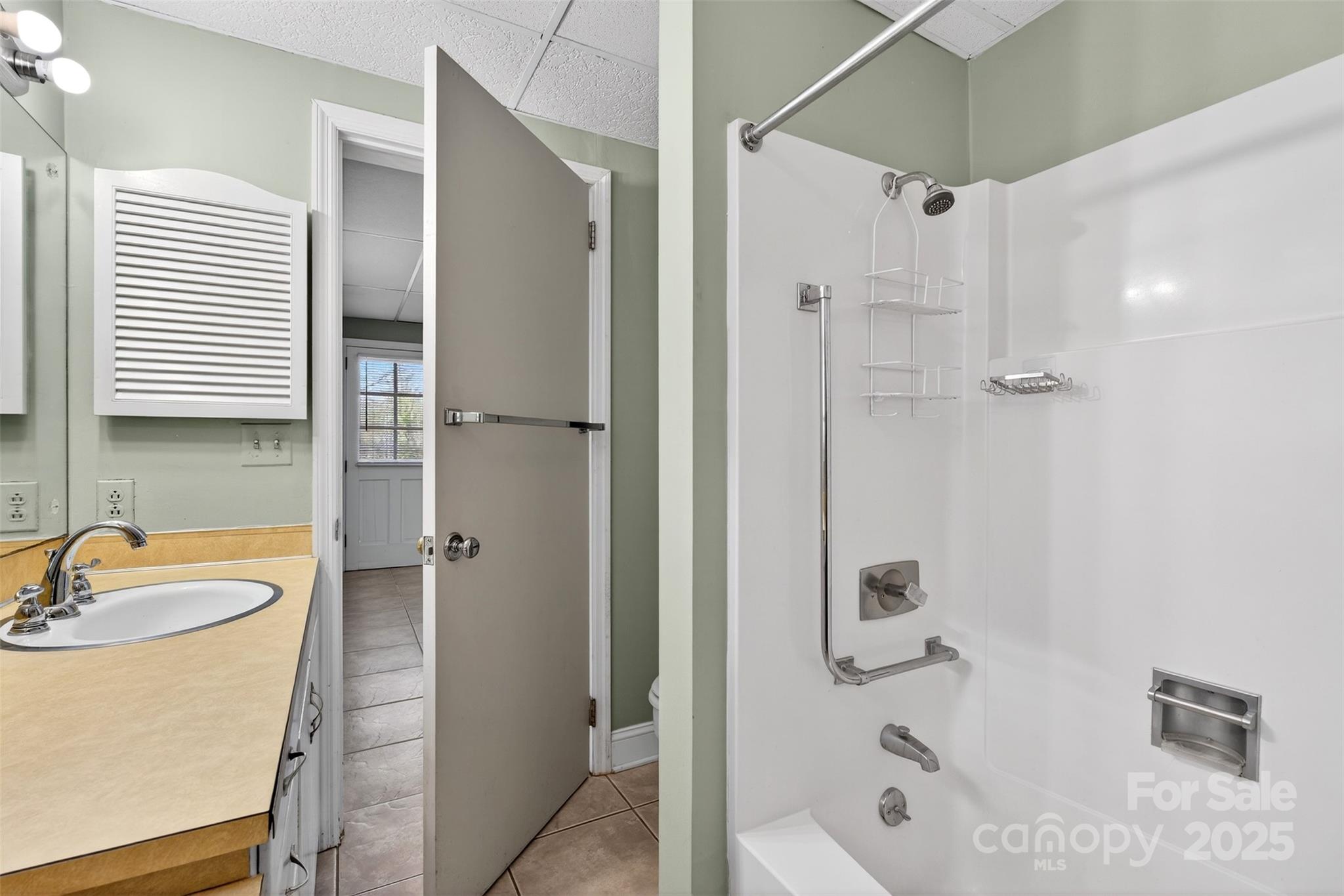 705 Hooper Creek Road