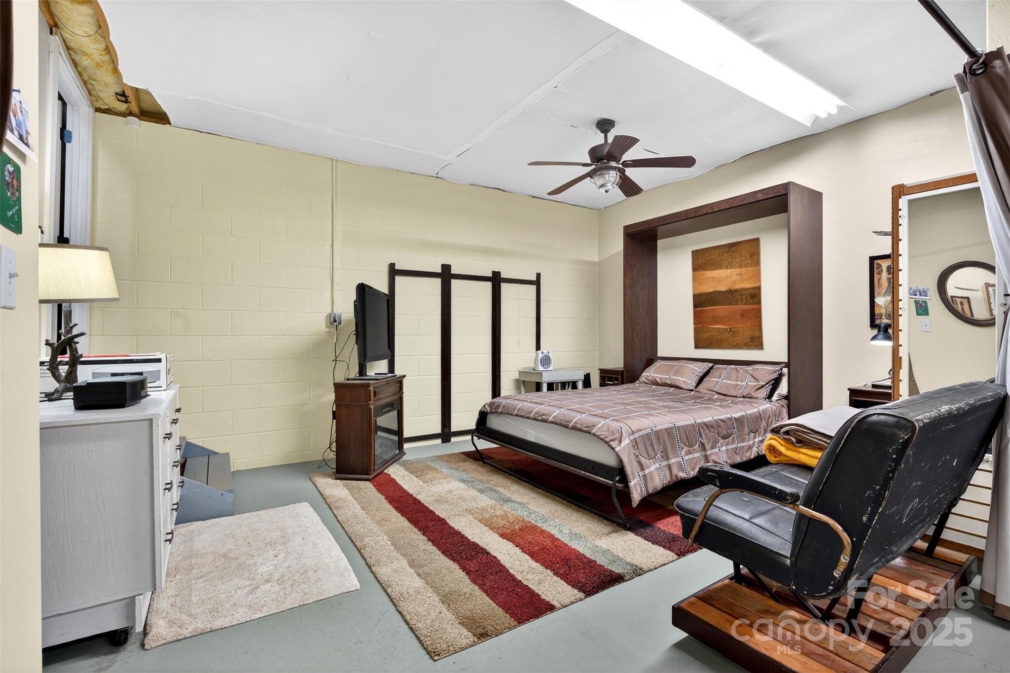 705 Hooper Creek Road