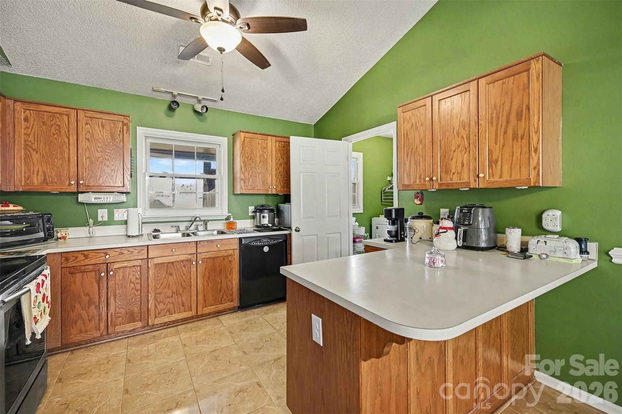 3206 Basilwood Circle