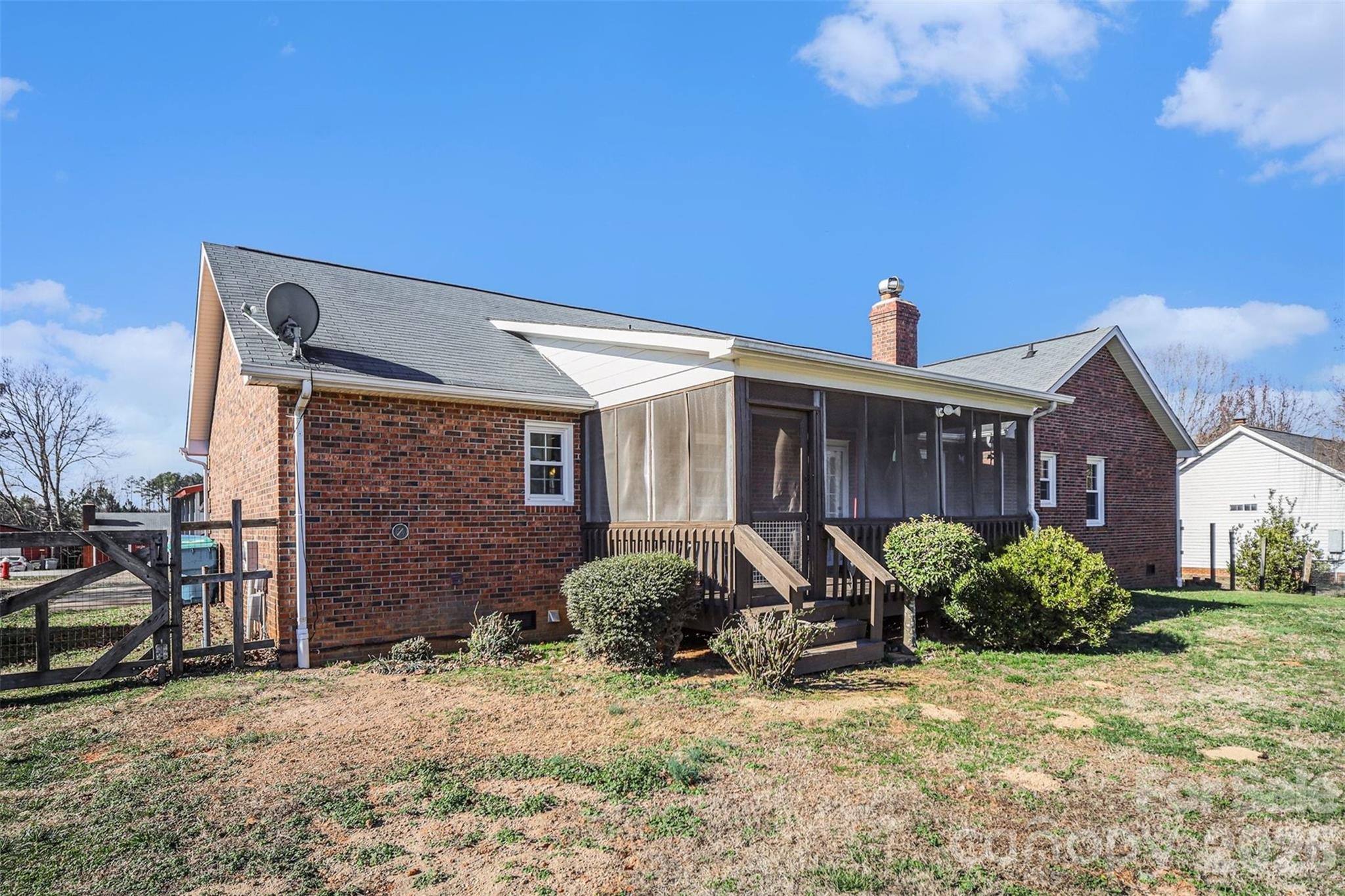 3206 Basilwood Circle