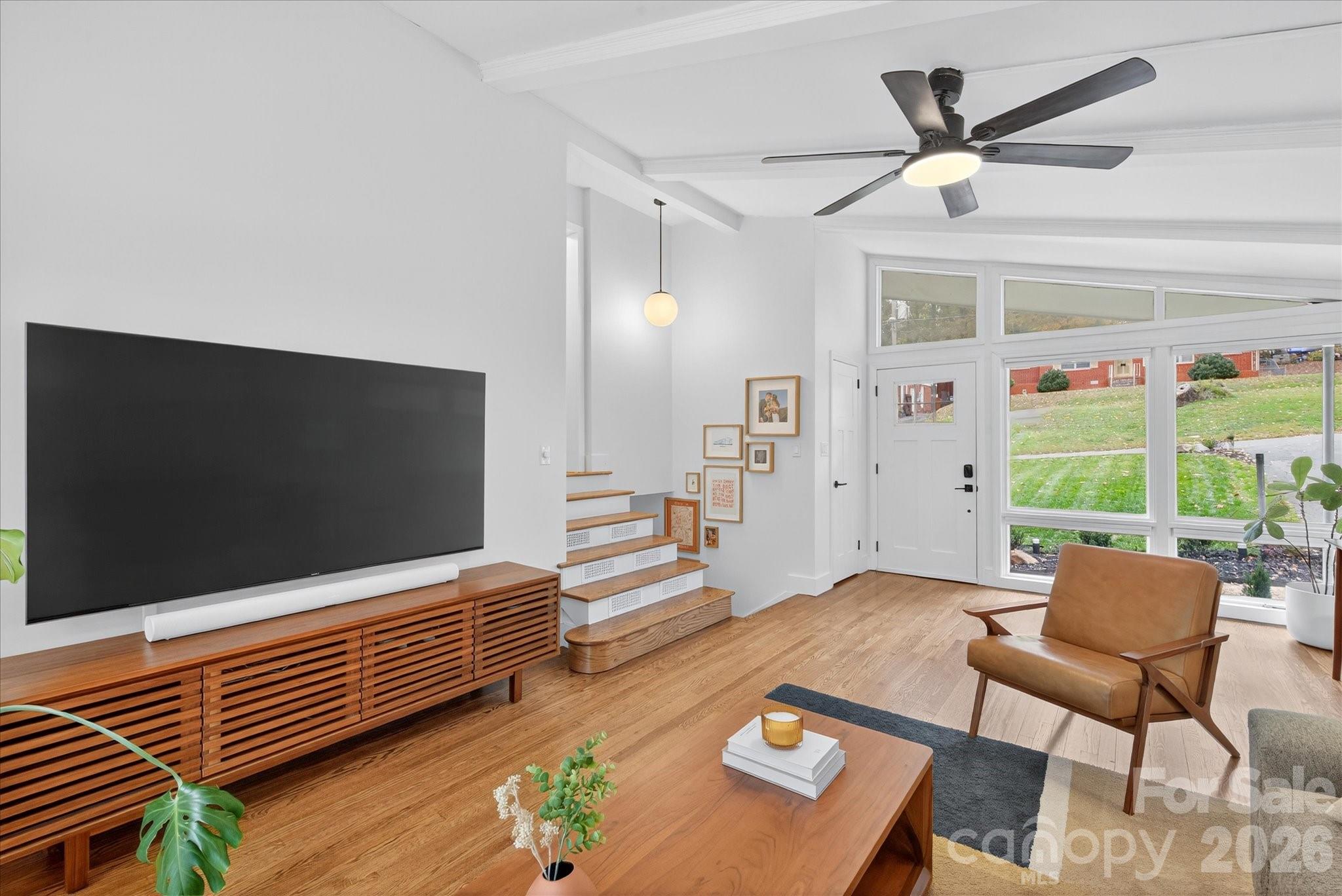 6431 Rosecrest Drive