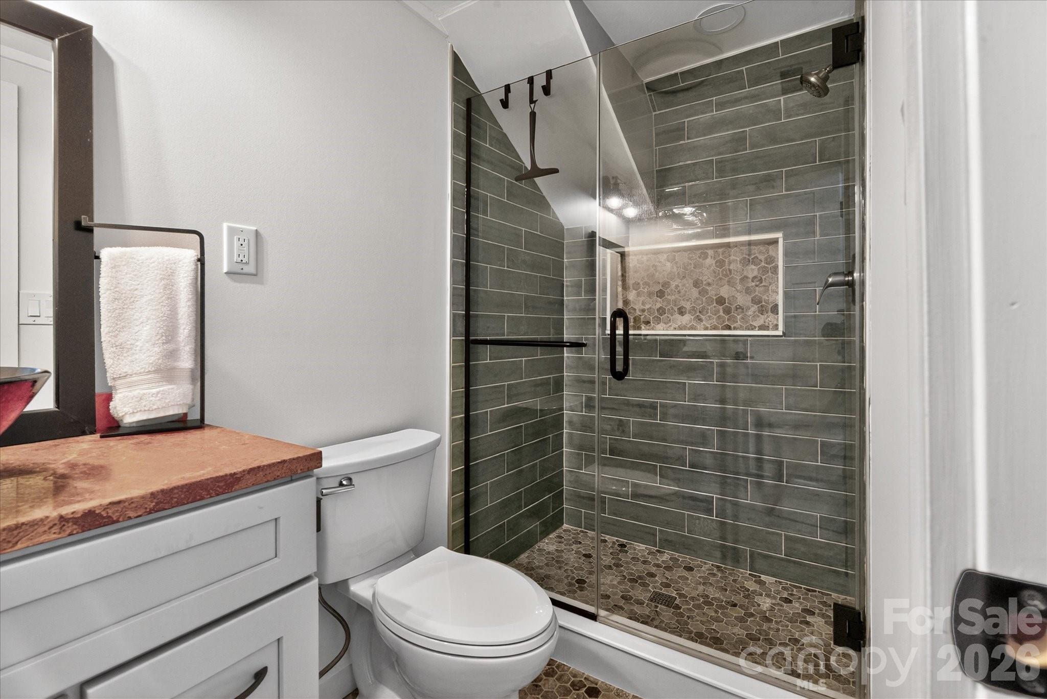 6431 Rosecrest Drive