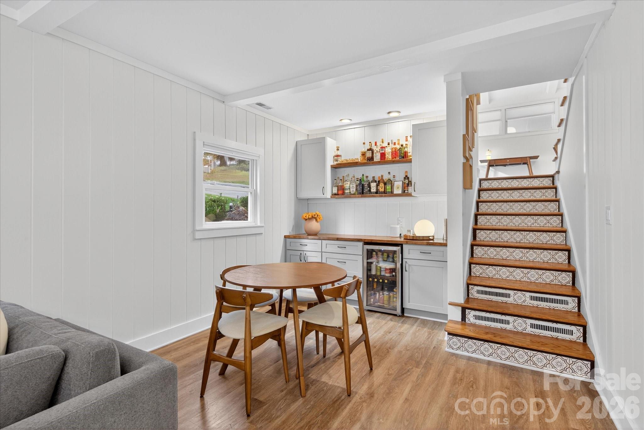 6431 Rosecrest Drive