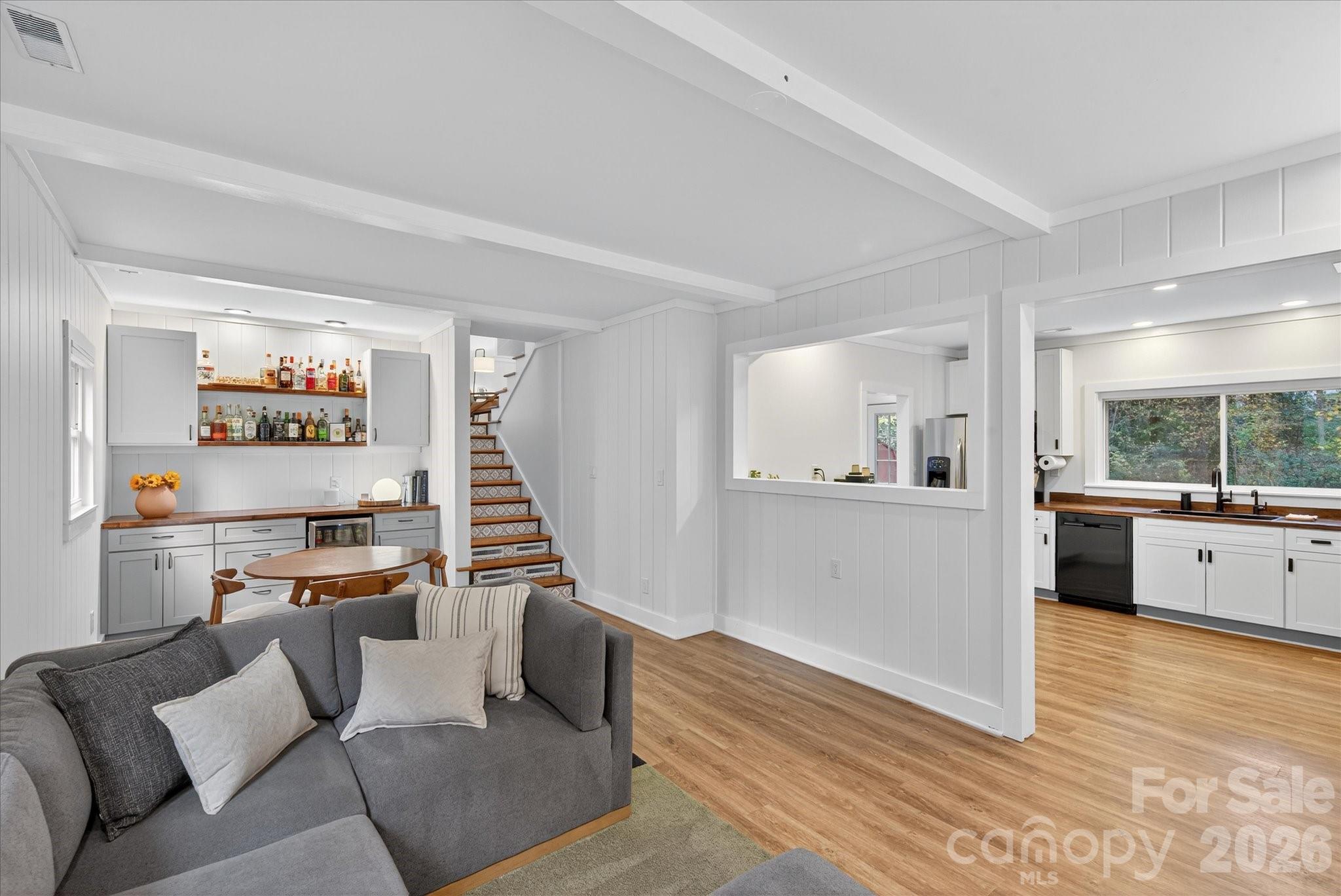 6431 Rosecrest Drive