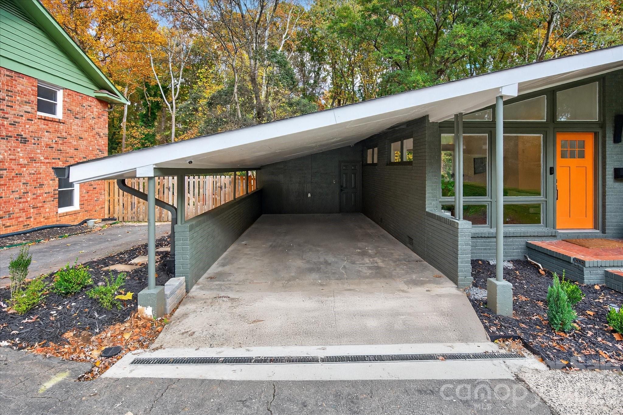 6431 Rosecrest Drive