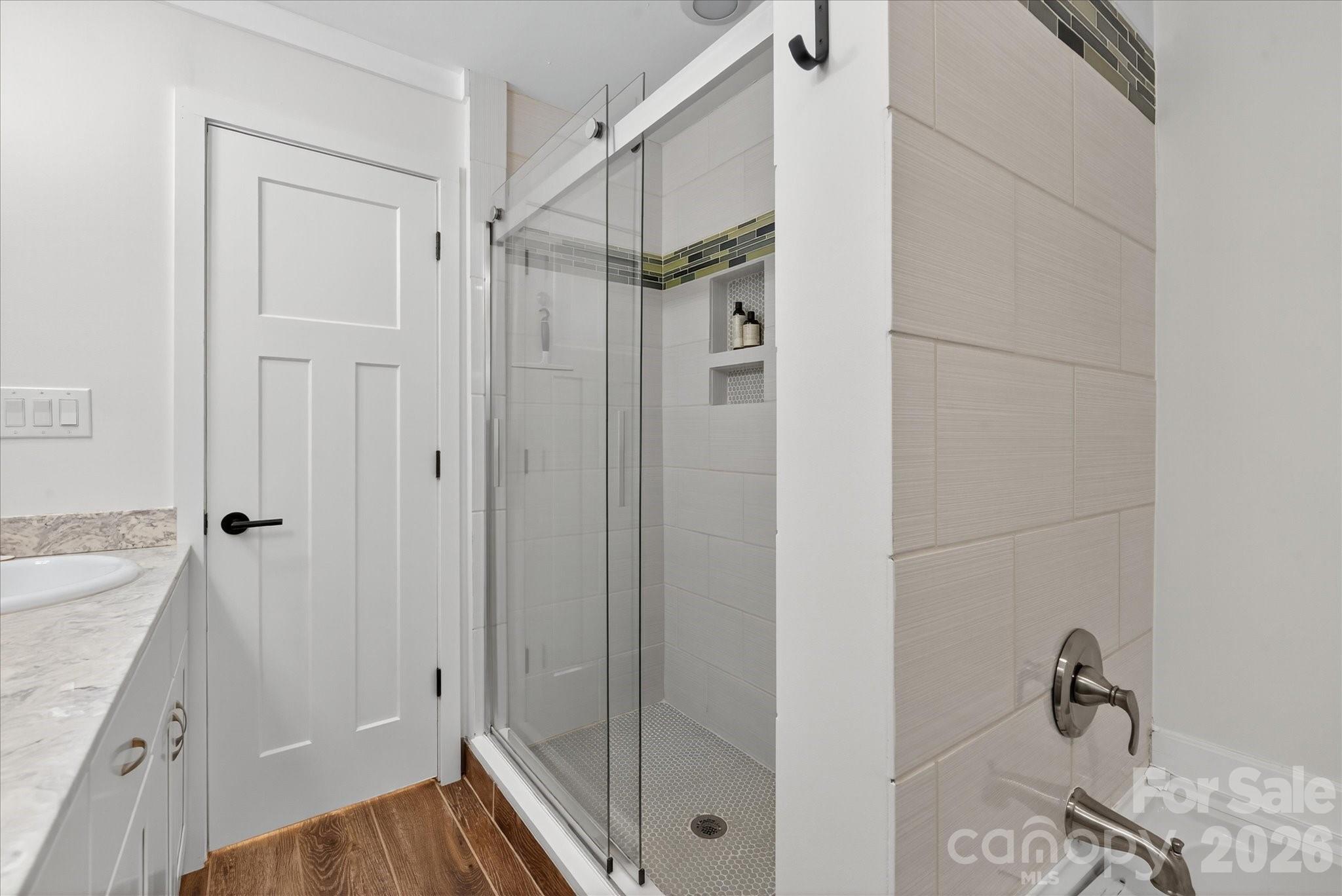 6431 Rosecrest Drive