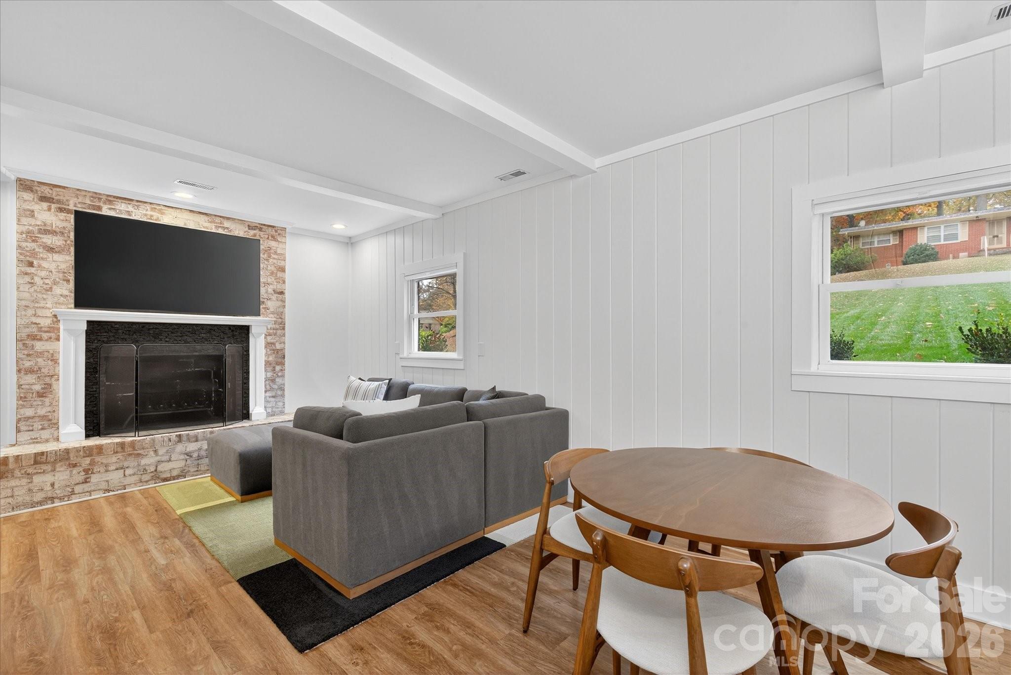 6431 Rosecrest Drive