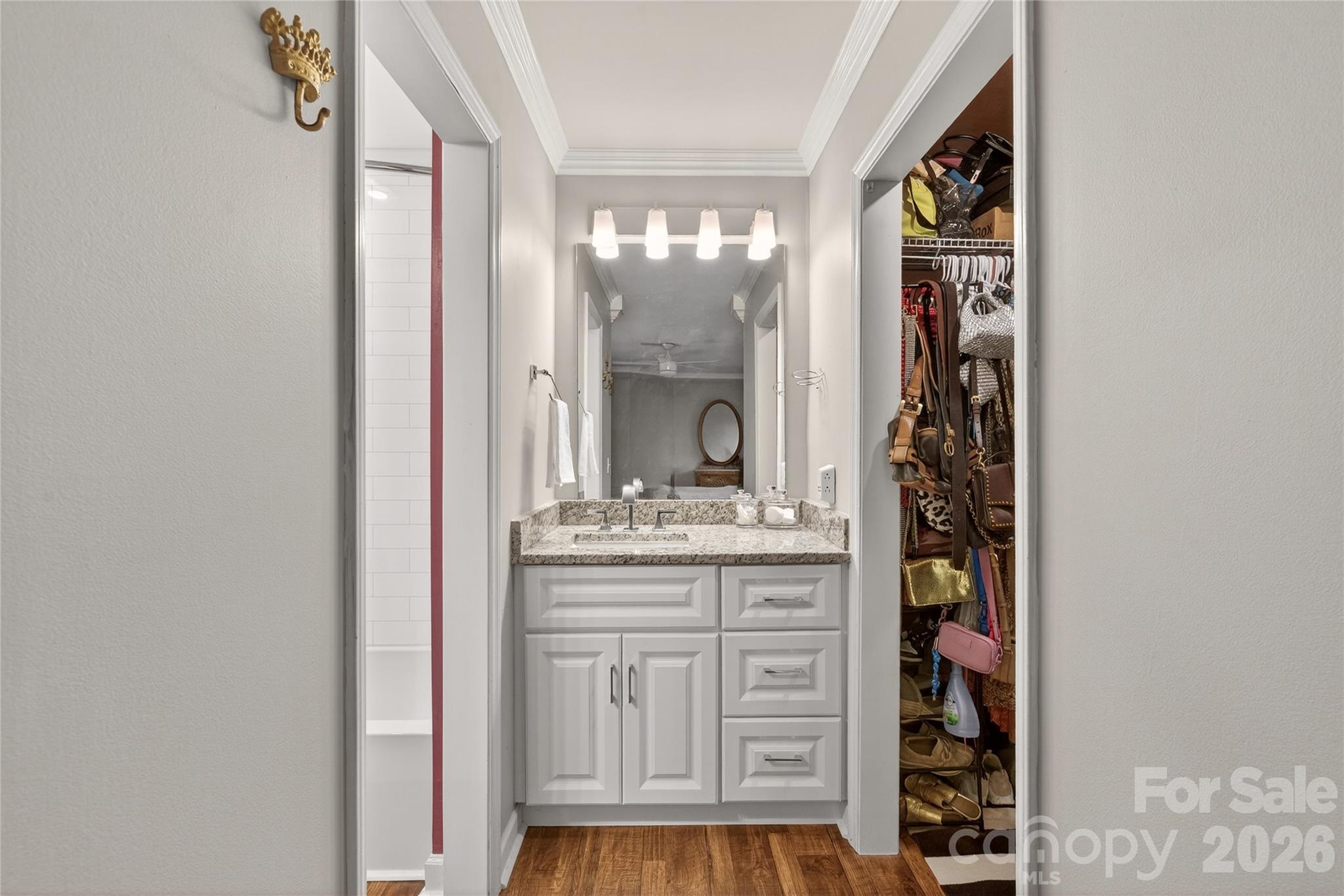 3805 Colony Crossing Drive