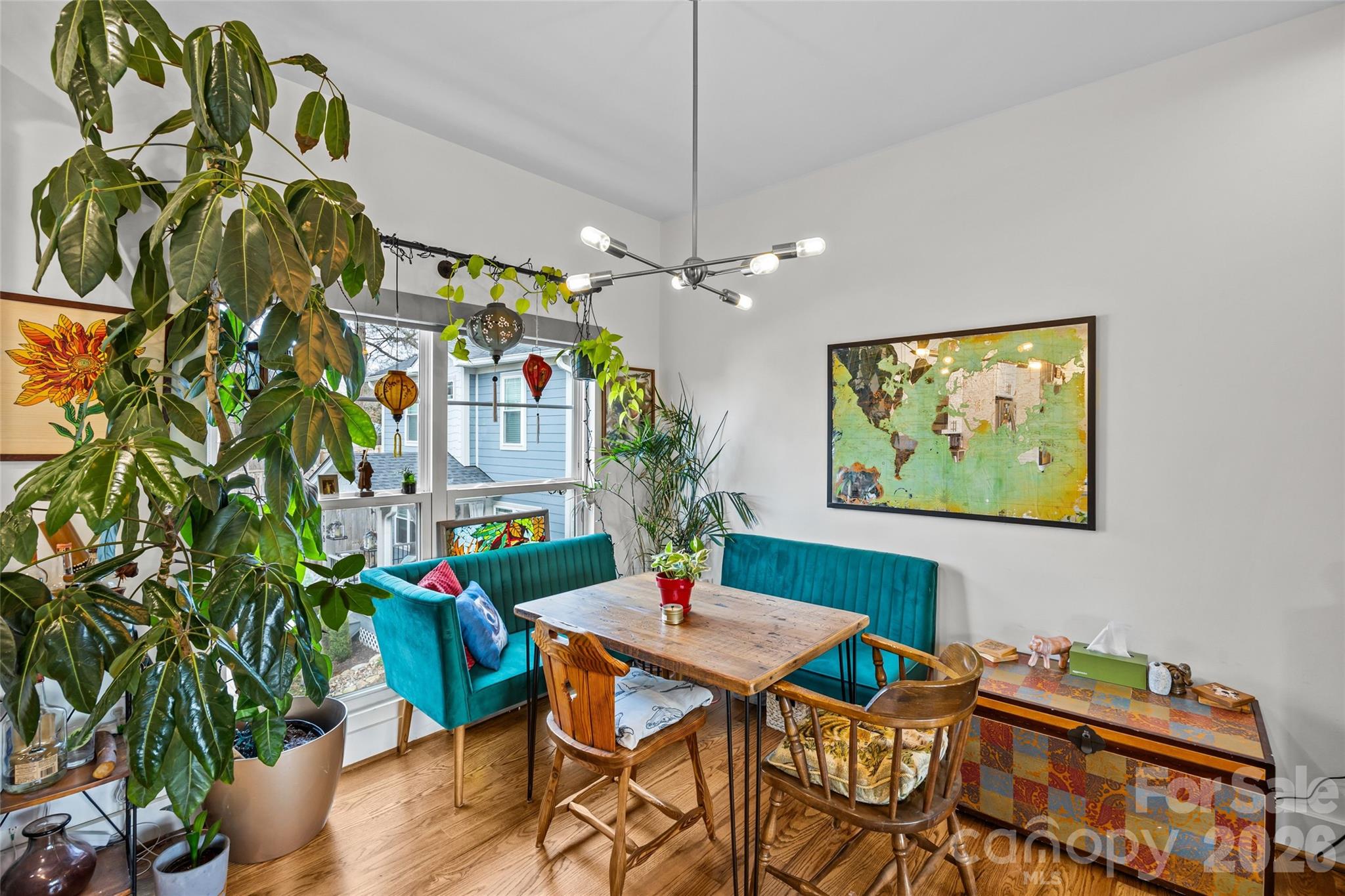 1108 N Alexander Street