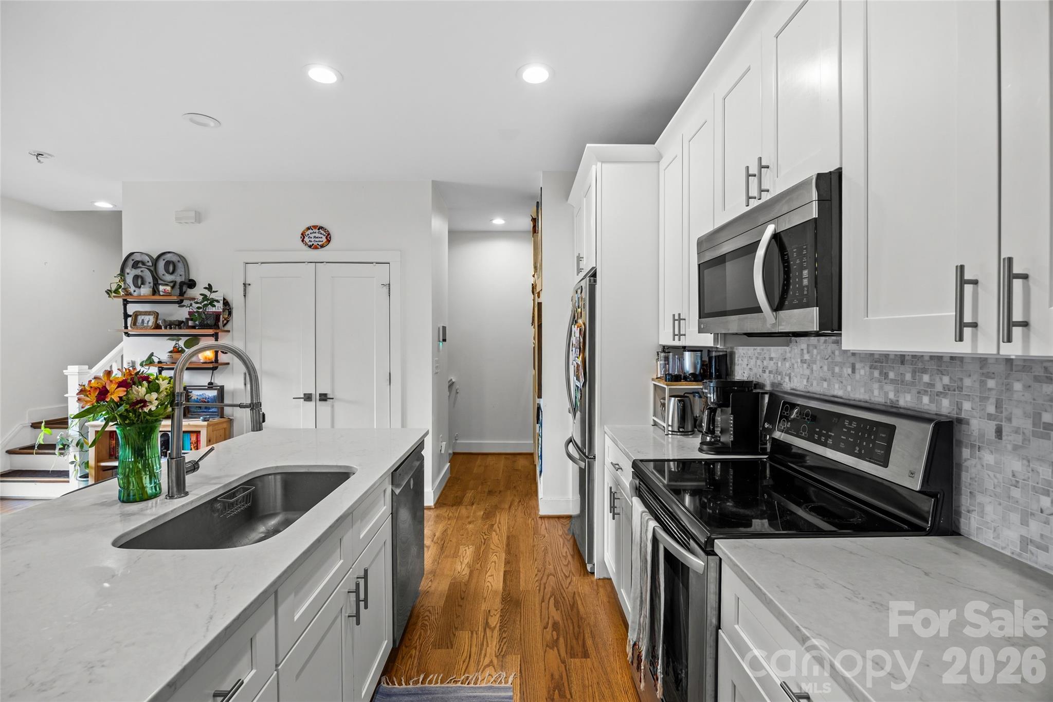 1108 N Alexander Street