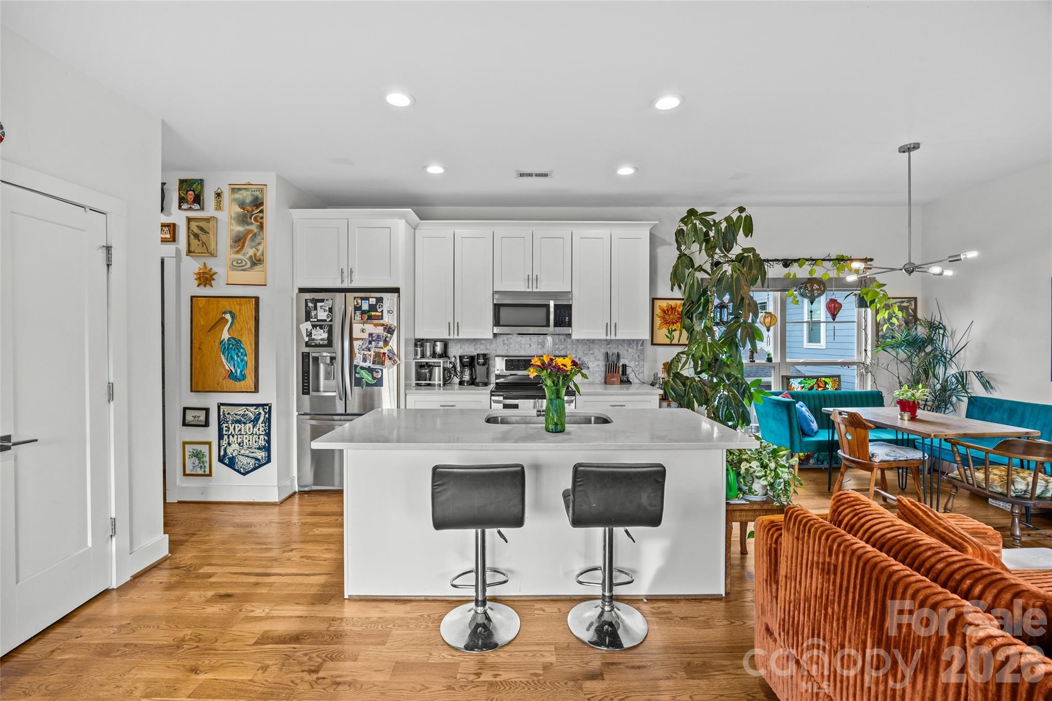 1108 N Alexander Street