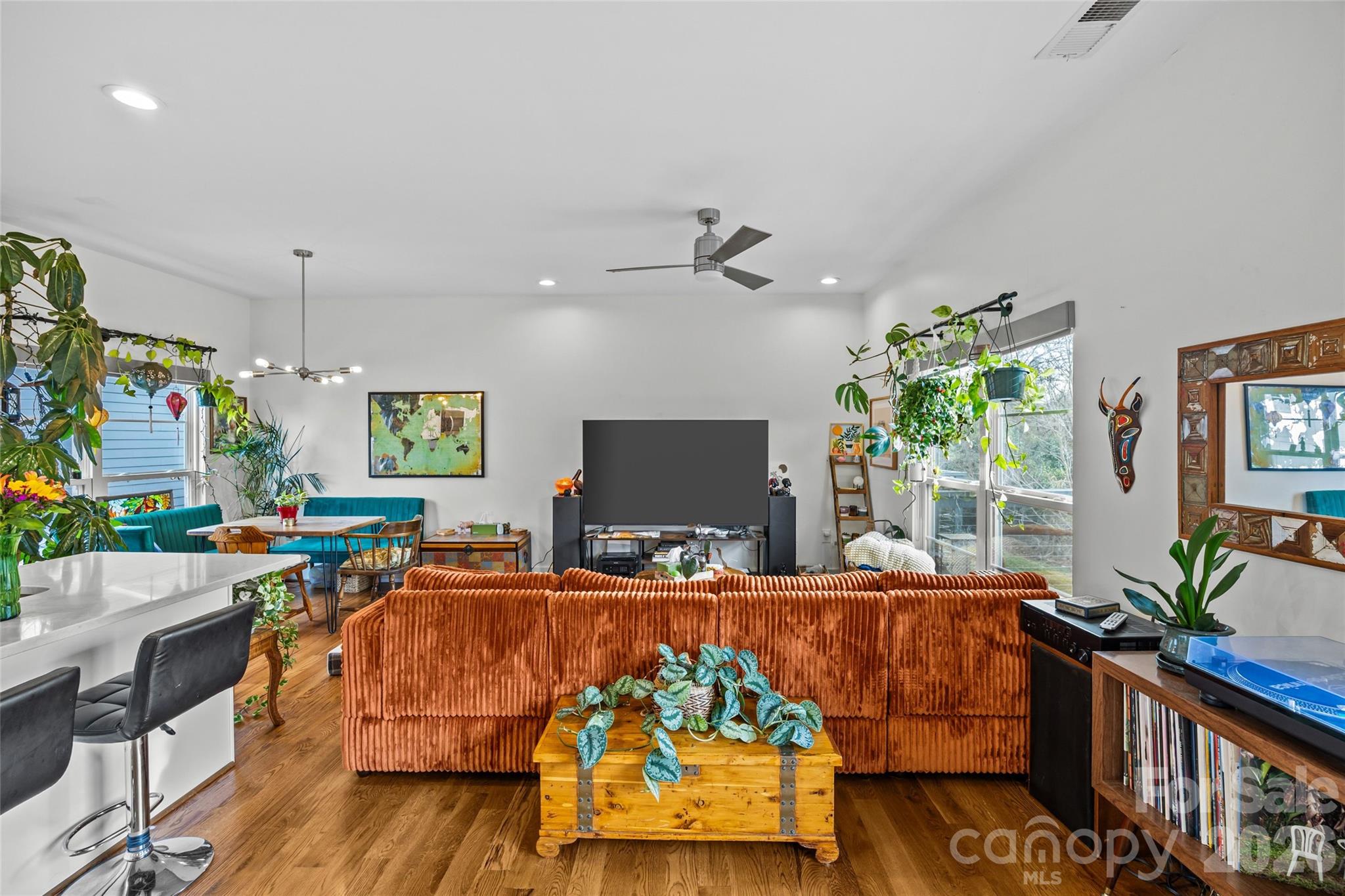 1108 N Alexander Street