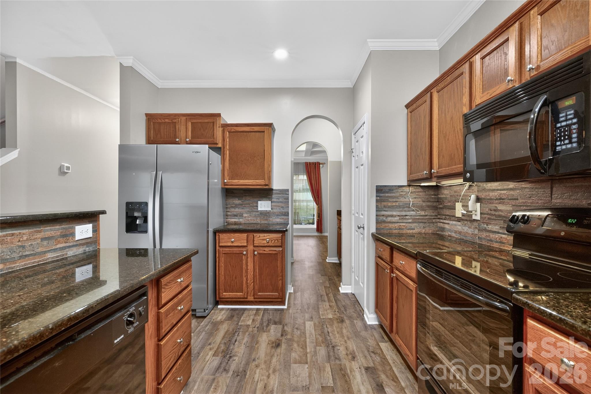 1913 Thorn Crest Drive