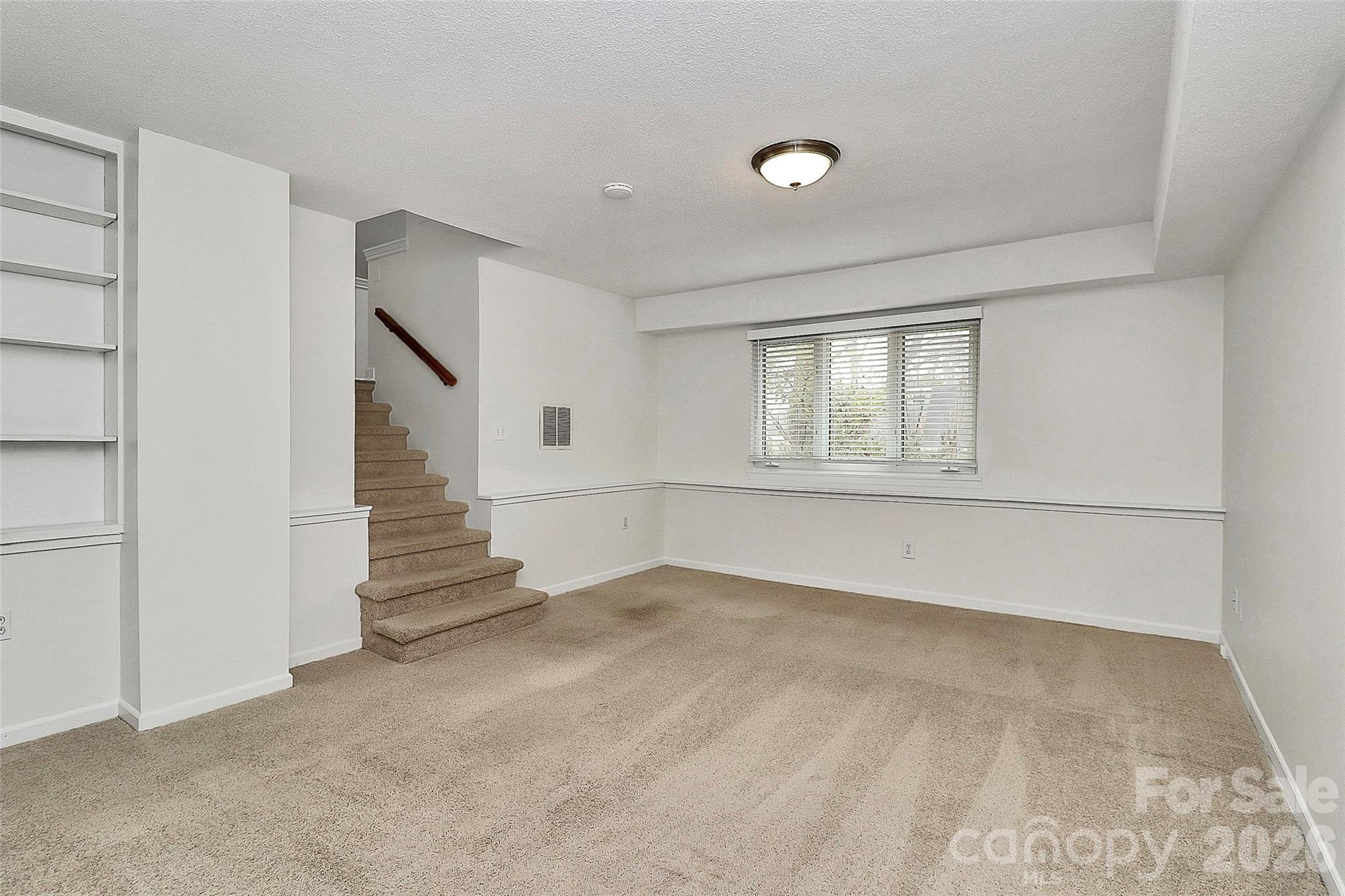 9421 Fairway Ridge Road